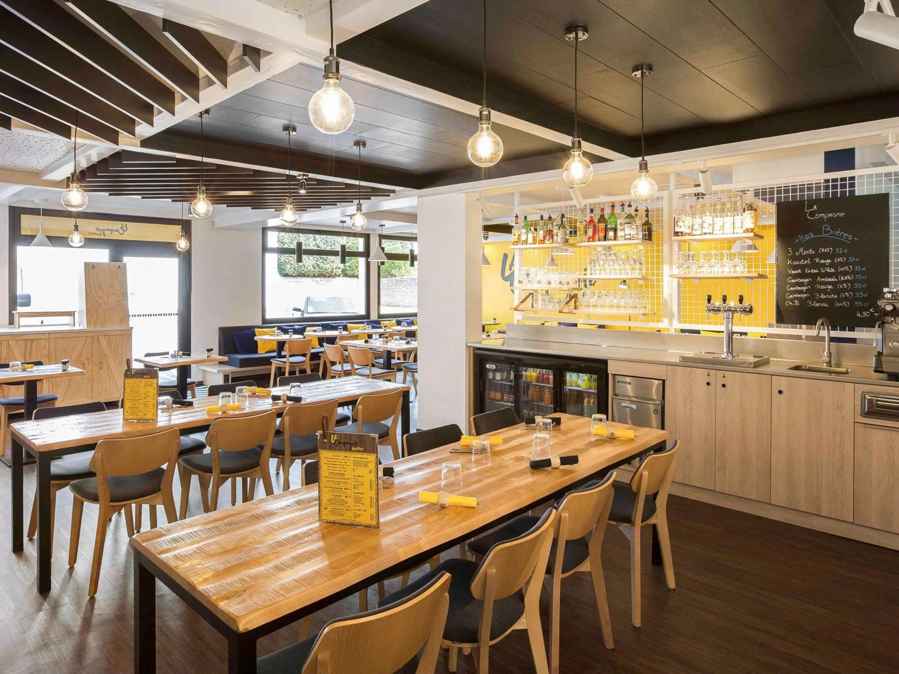 Restaurant/places to eat in ibis Lille Lomme Centre