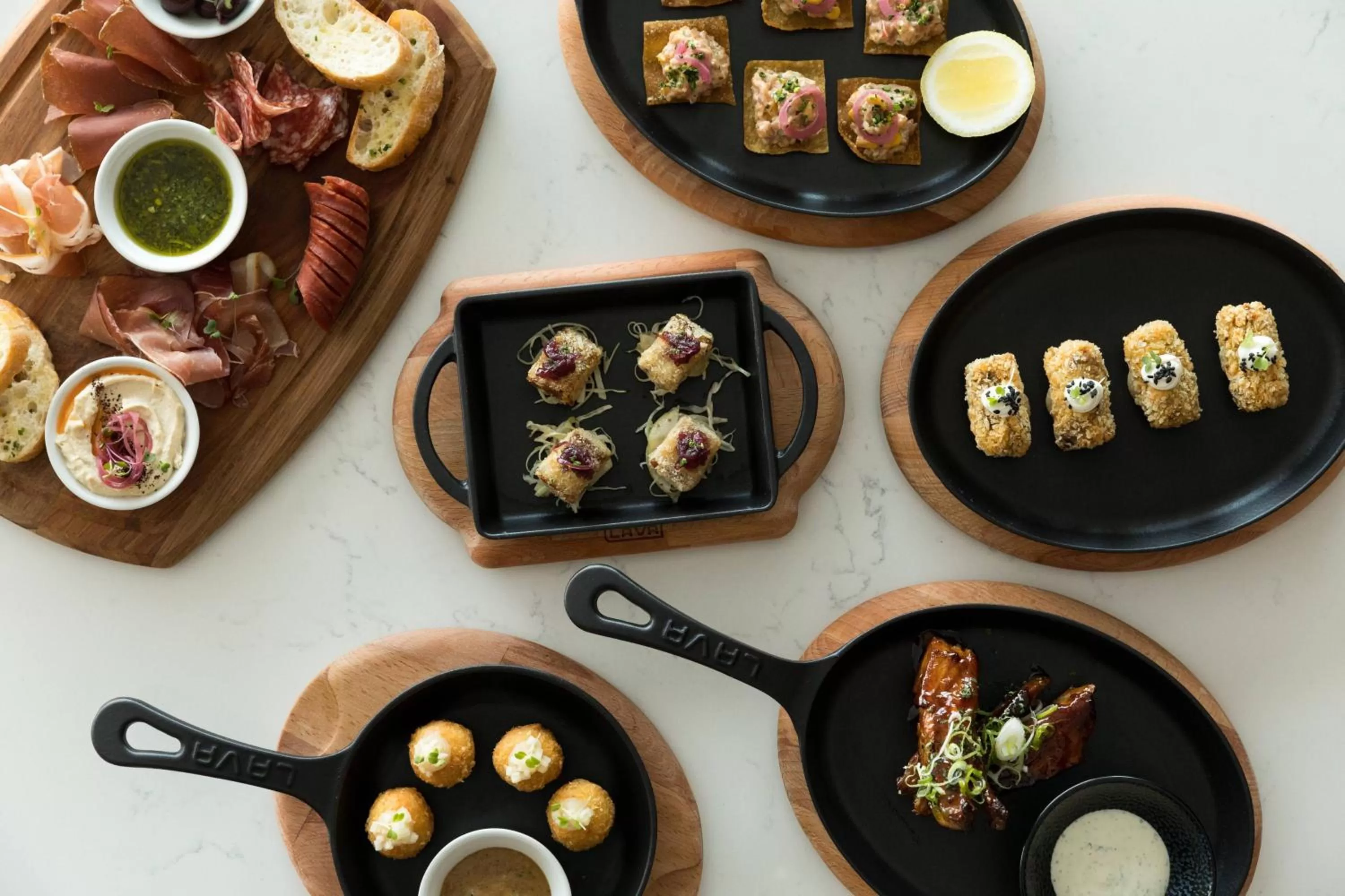 Lounge or bar in AC Hotel by Marriott Cape Town Waterfront