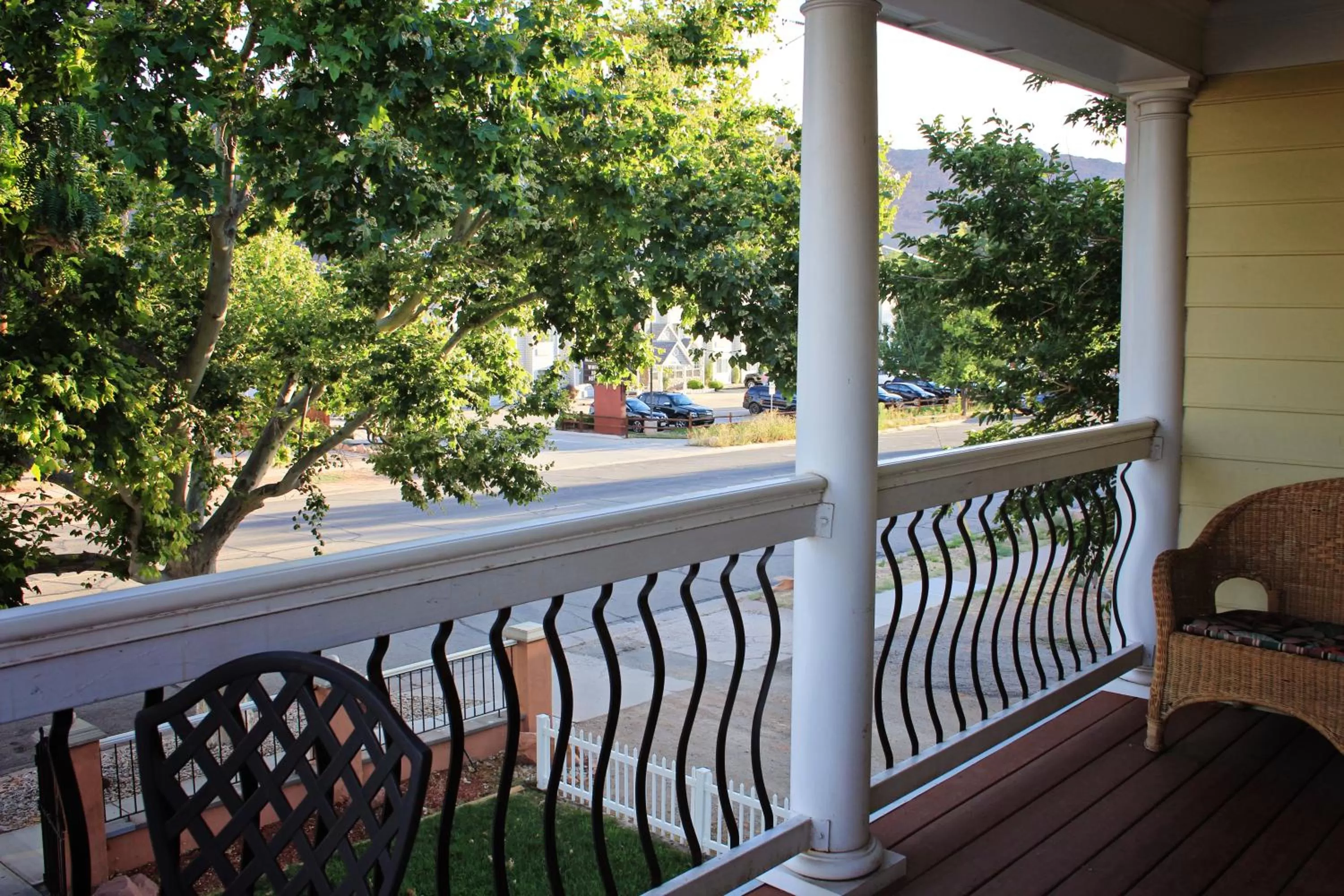 Balcony/Terrace in Bowen Motel