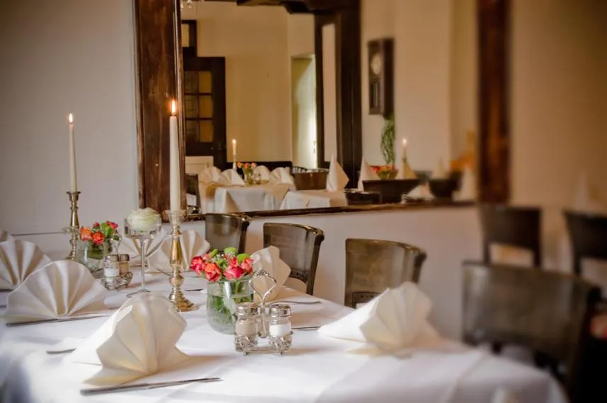 Restaurant/places to eat in Hotel Restaurant Knechtstedener Hof