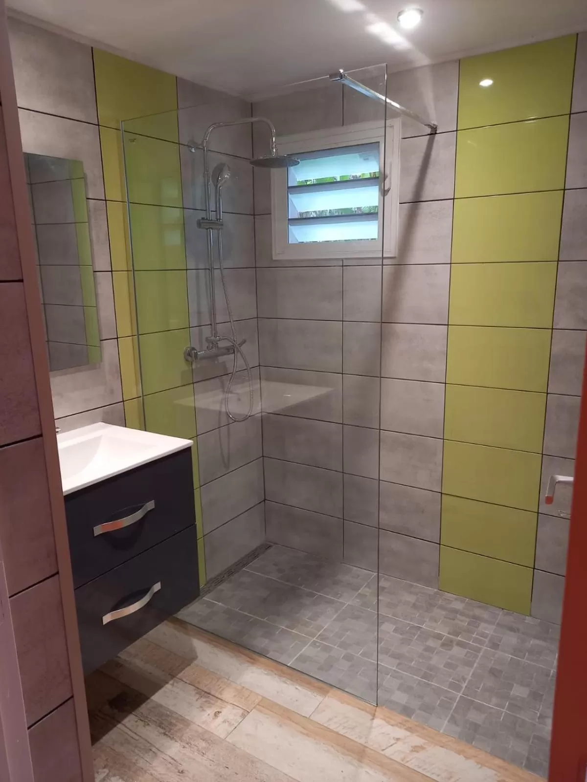 Bathroom in Les Gîtes de la Lézarde