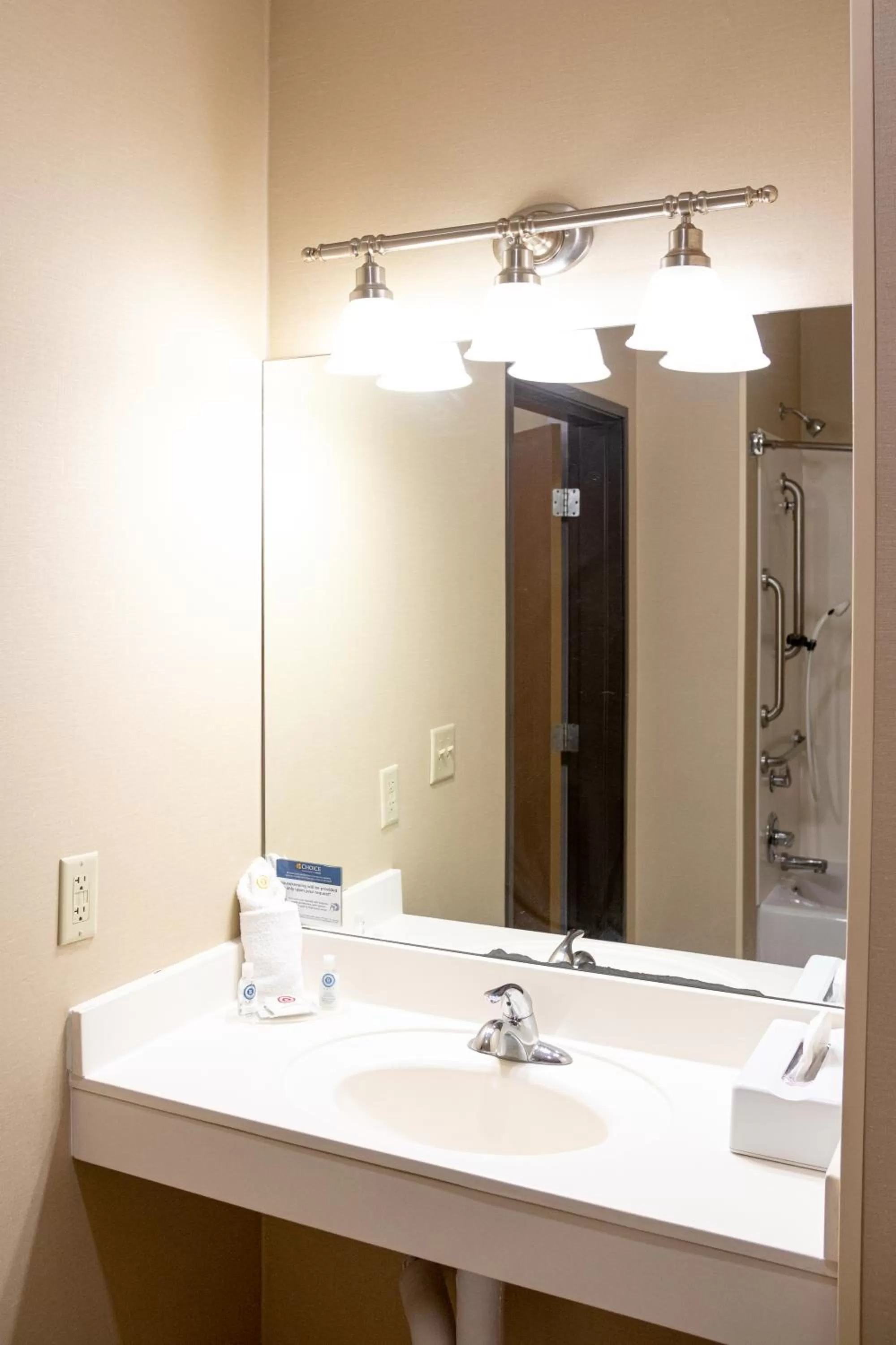 Bathroom in Comfort Inn Sioux City South