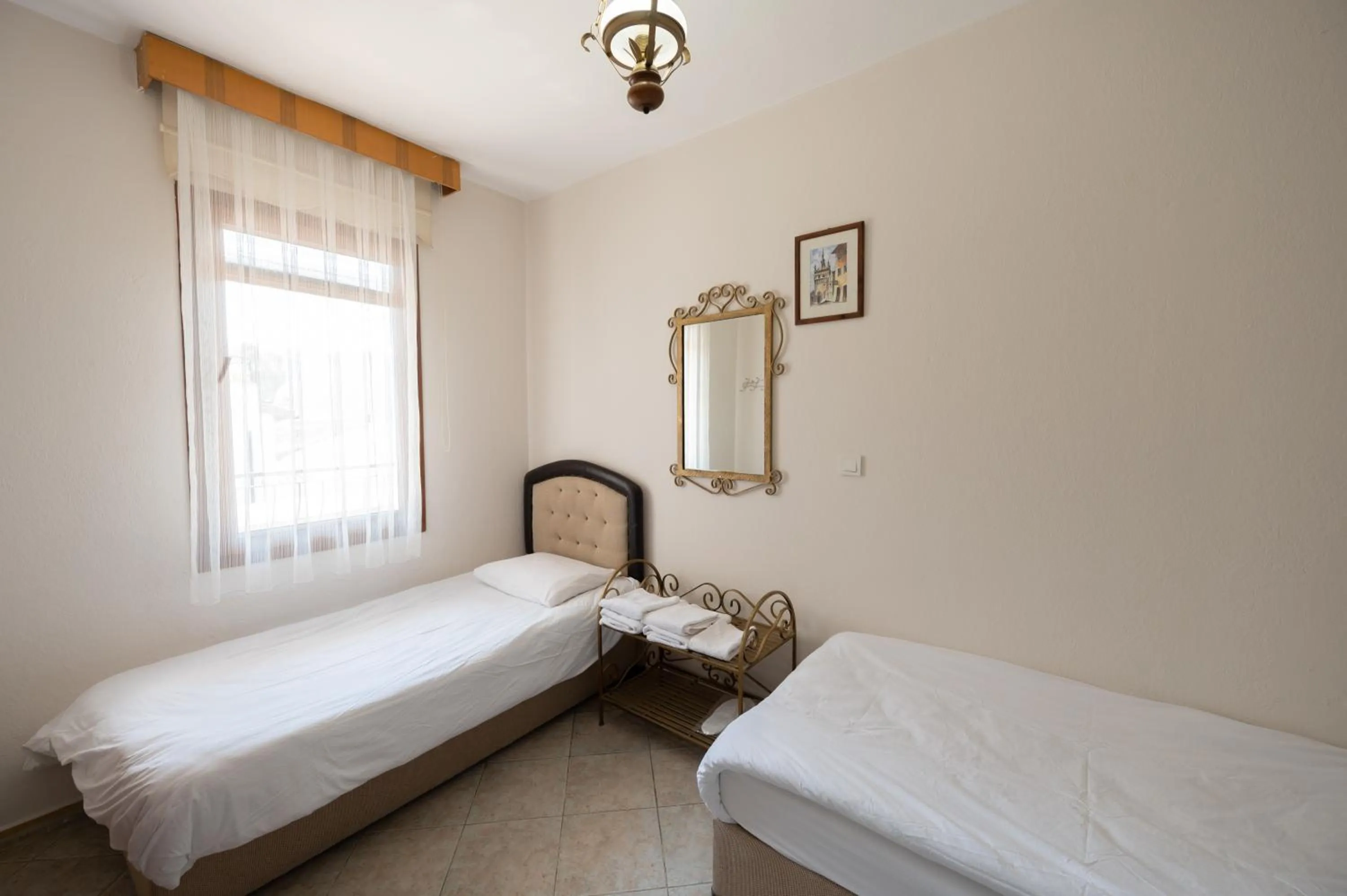 Bedroom, Bed in Anz Guest House Pansiyon