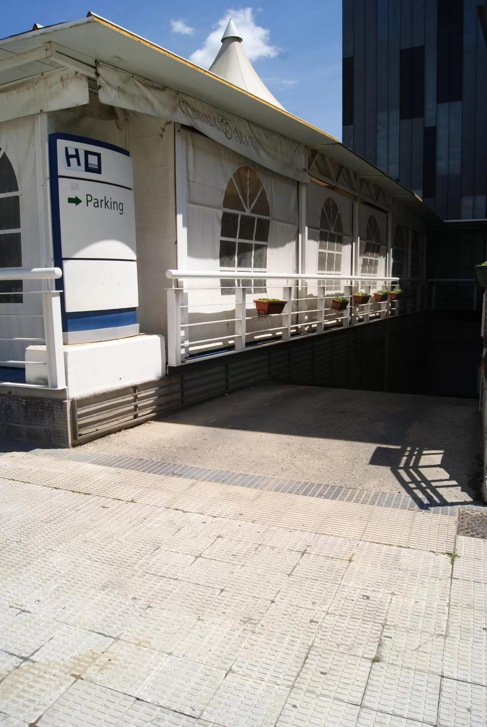 Property building in Hotel YIT Ciudad De Zaragoza