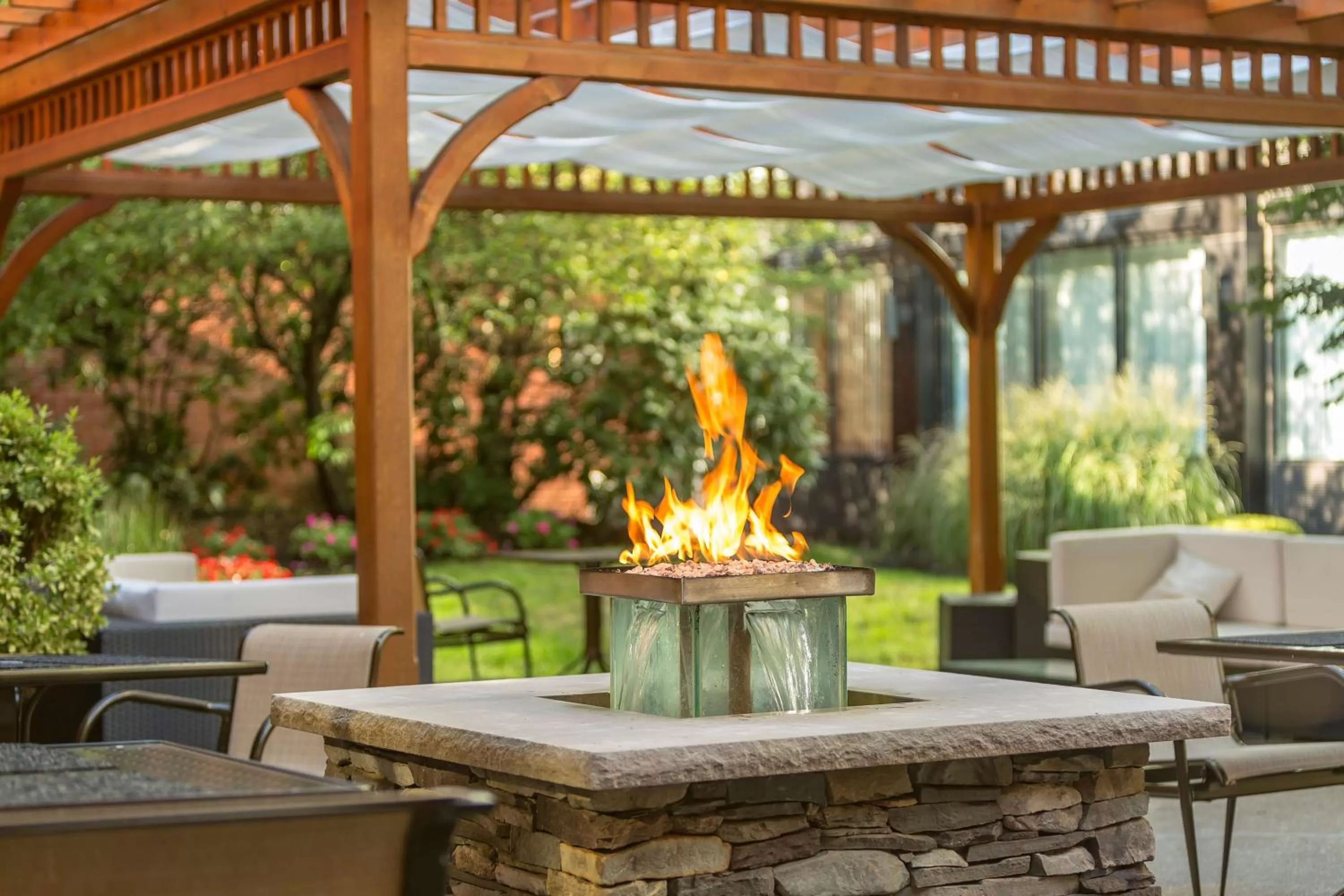 Patio in DoubleTree by Hilton Boston-Andover
