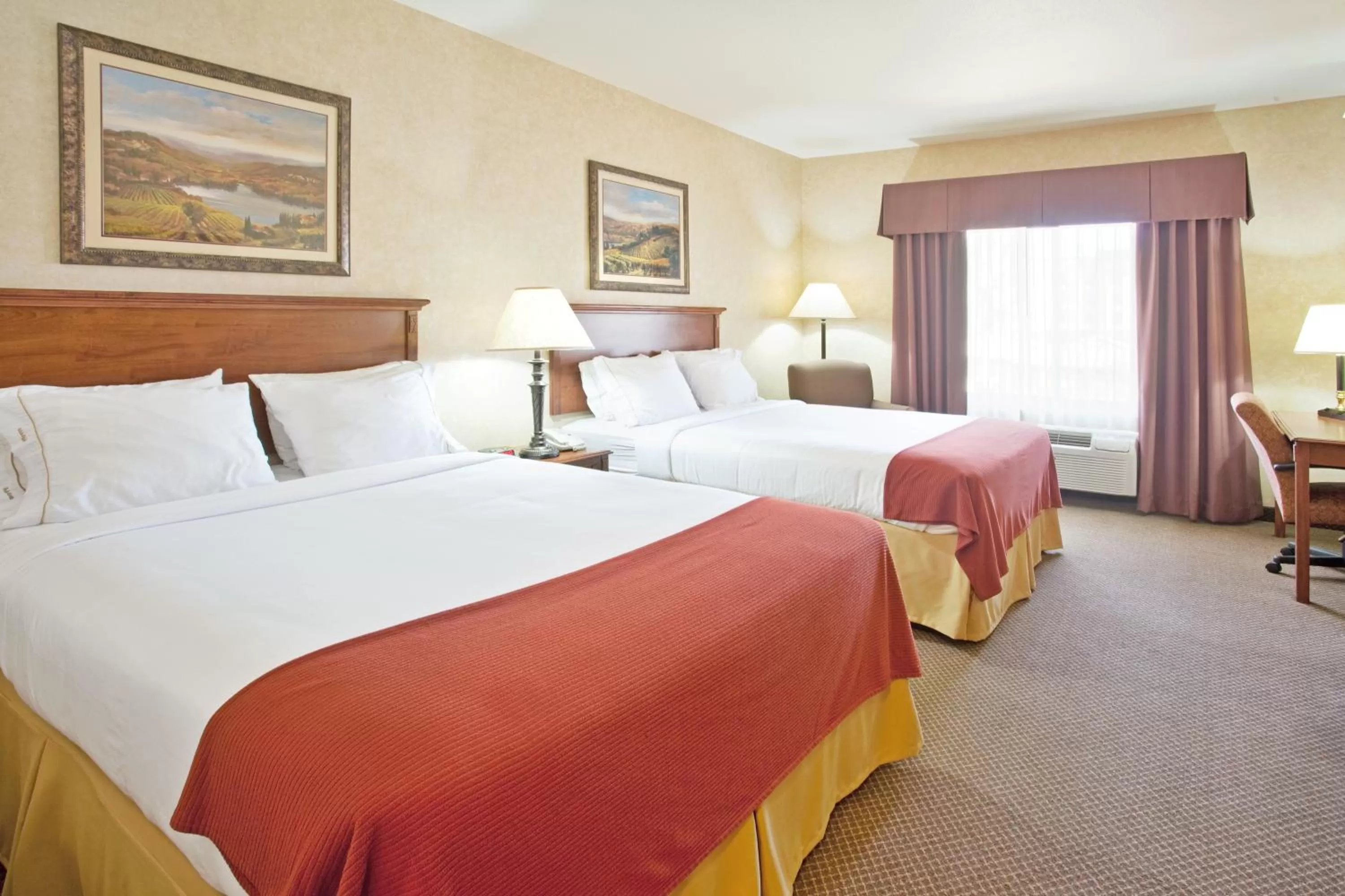 Holiday Inn Express Hotel & Suites Barstow by IHG