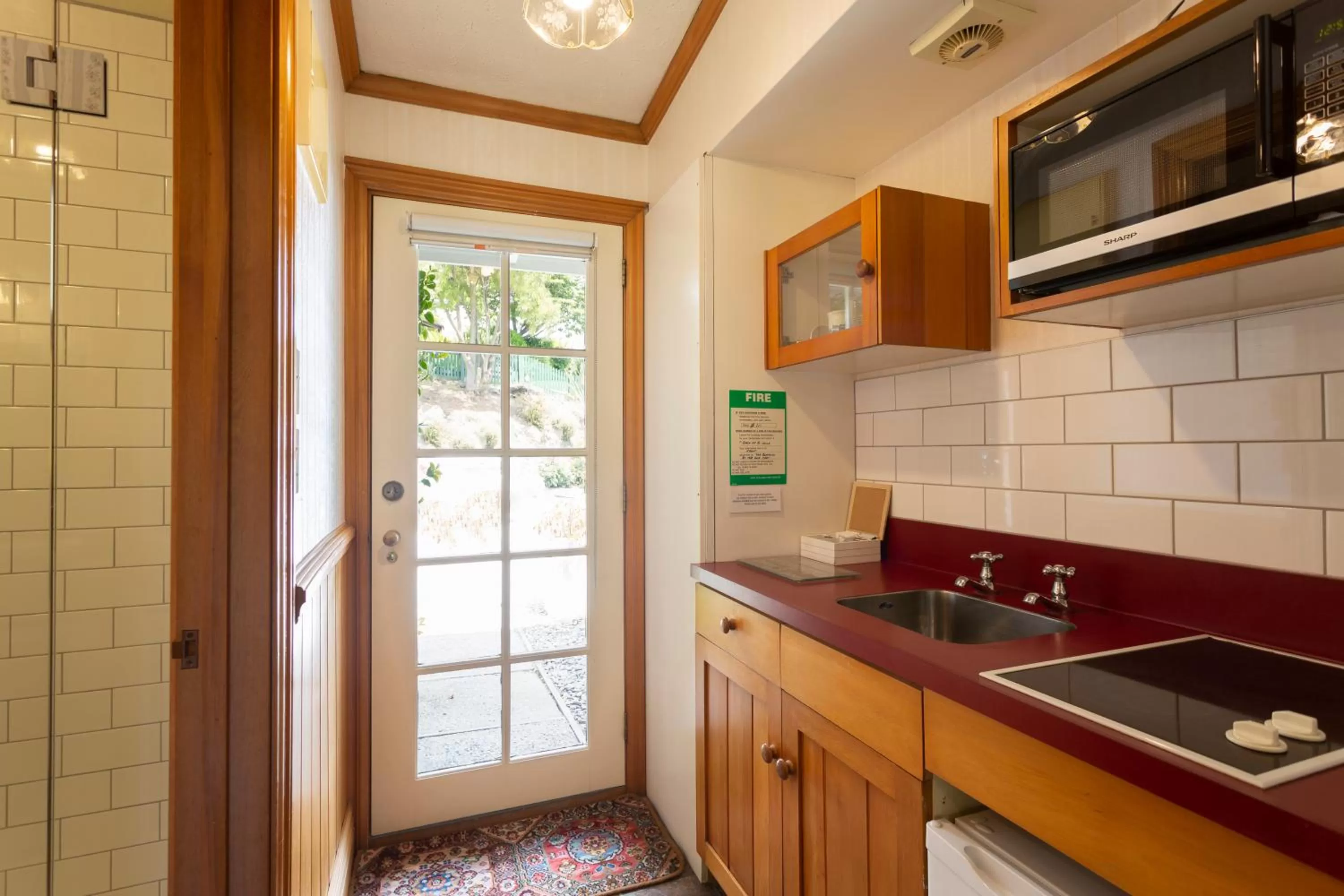 Settlers Cottage Motel