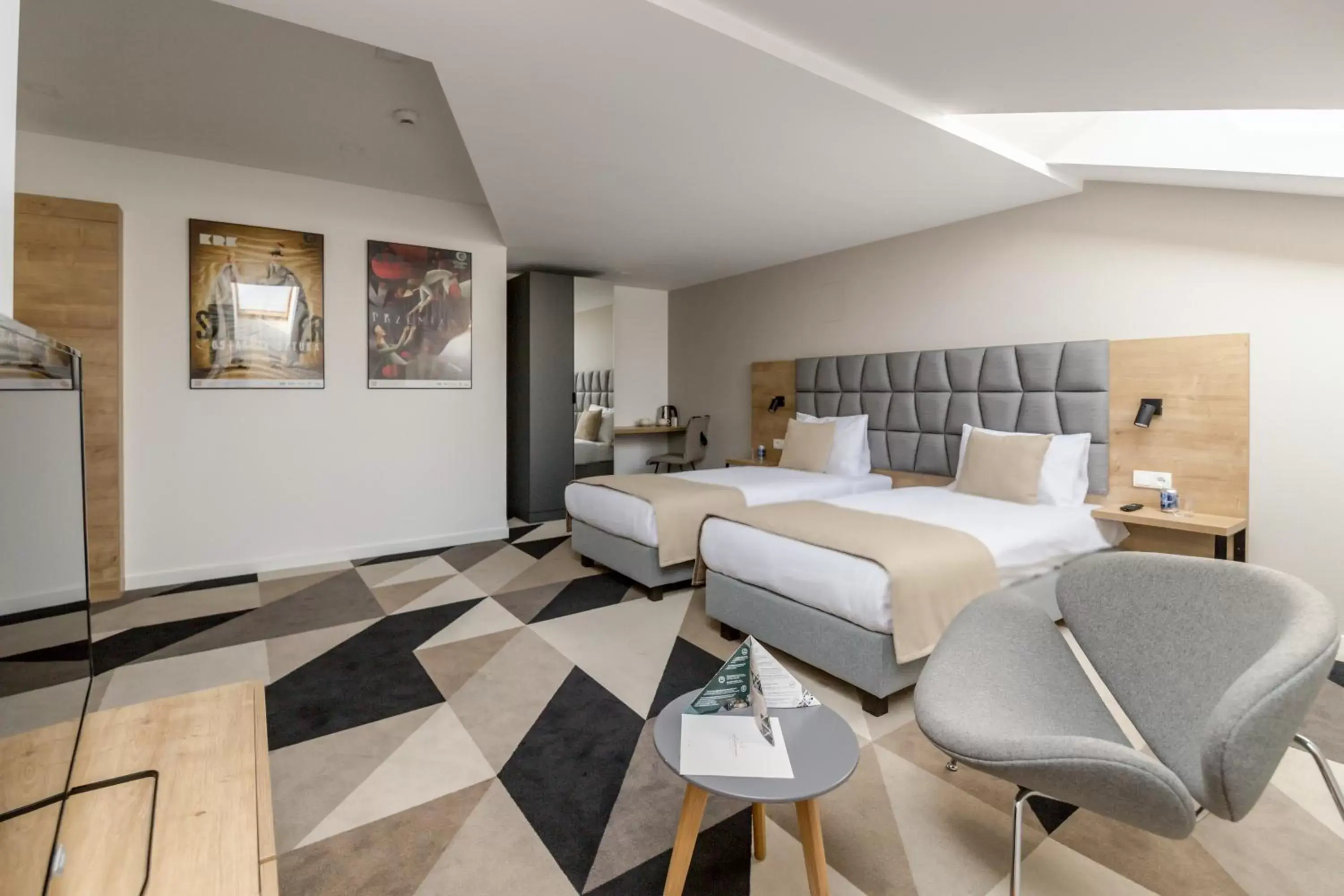 Double or Twin Room - Attic in Lwowska 1 Double or Twin Room - Attic in Lwowska 1