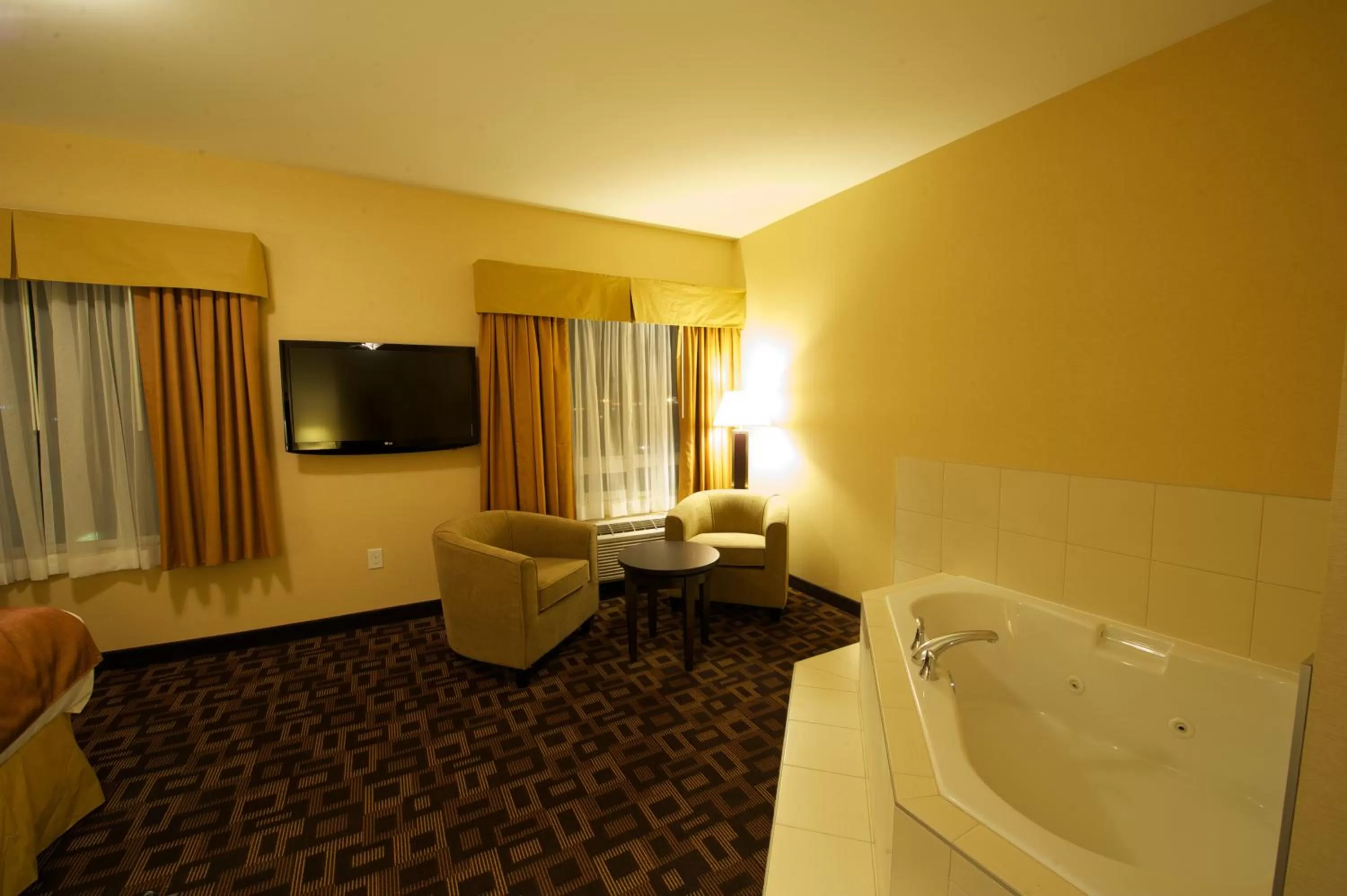 Spa and wellness centre/facilities in Days Inn & Suites by Wyndham Winnipeg Airport Manitoba
