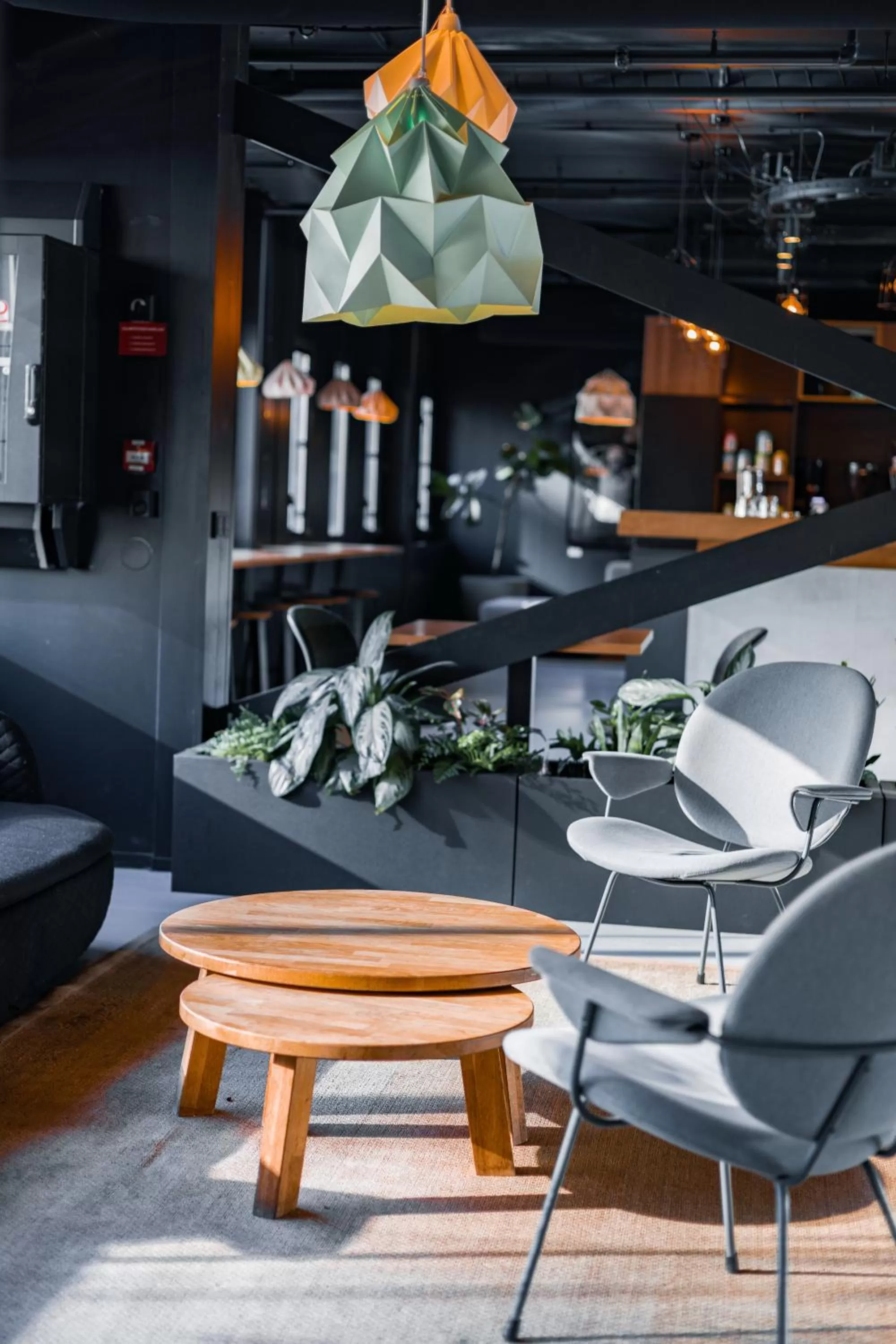 Restaurant/places to eat in Good Hotel London