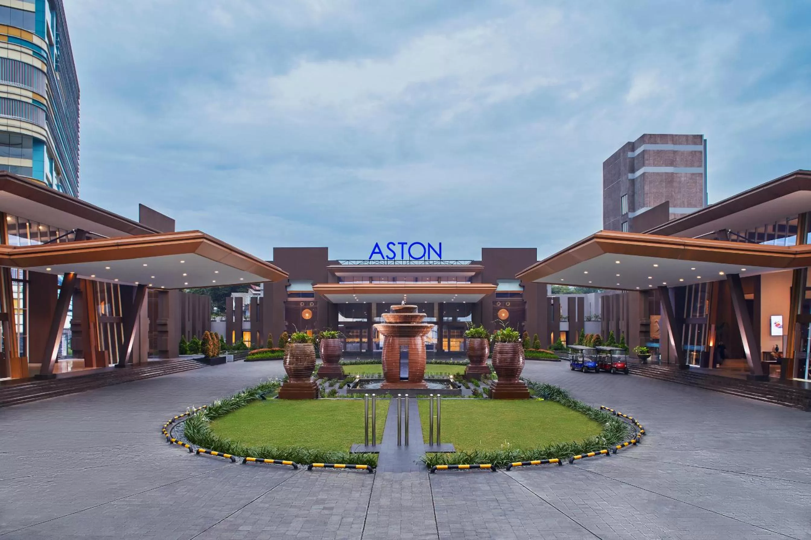 Facade/entrance in Aston Sentul Lake Resort & Conference Center