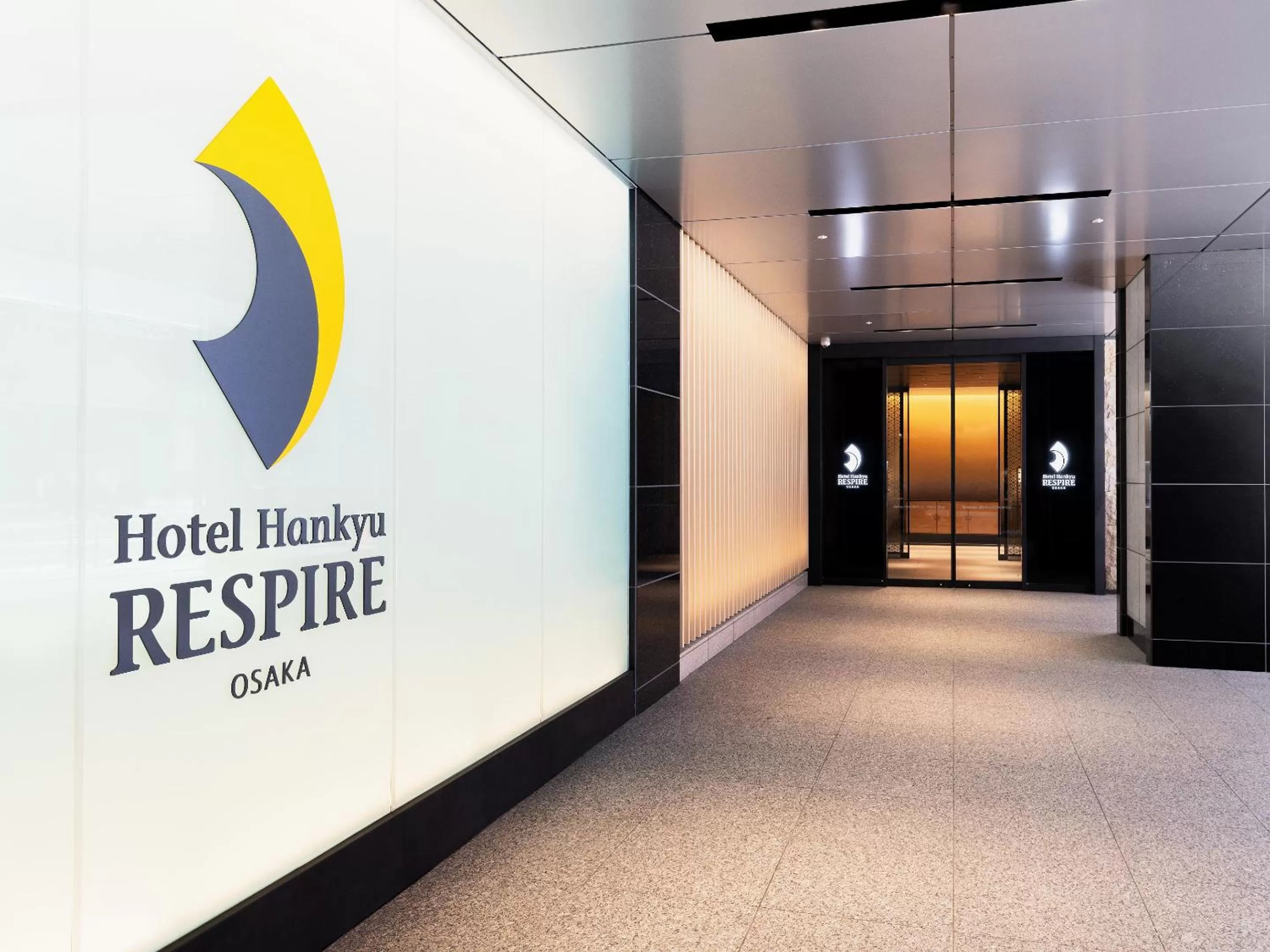 Facade/entrance in Hotel Hankyu RESPIRE OSAKA