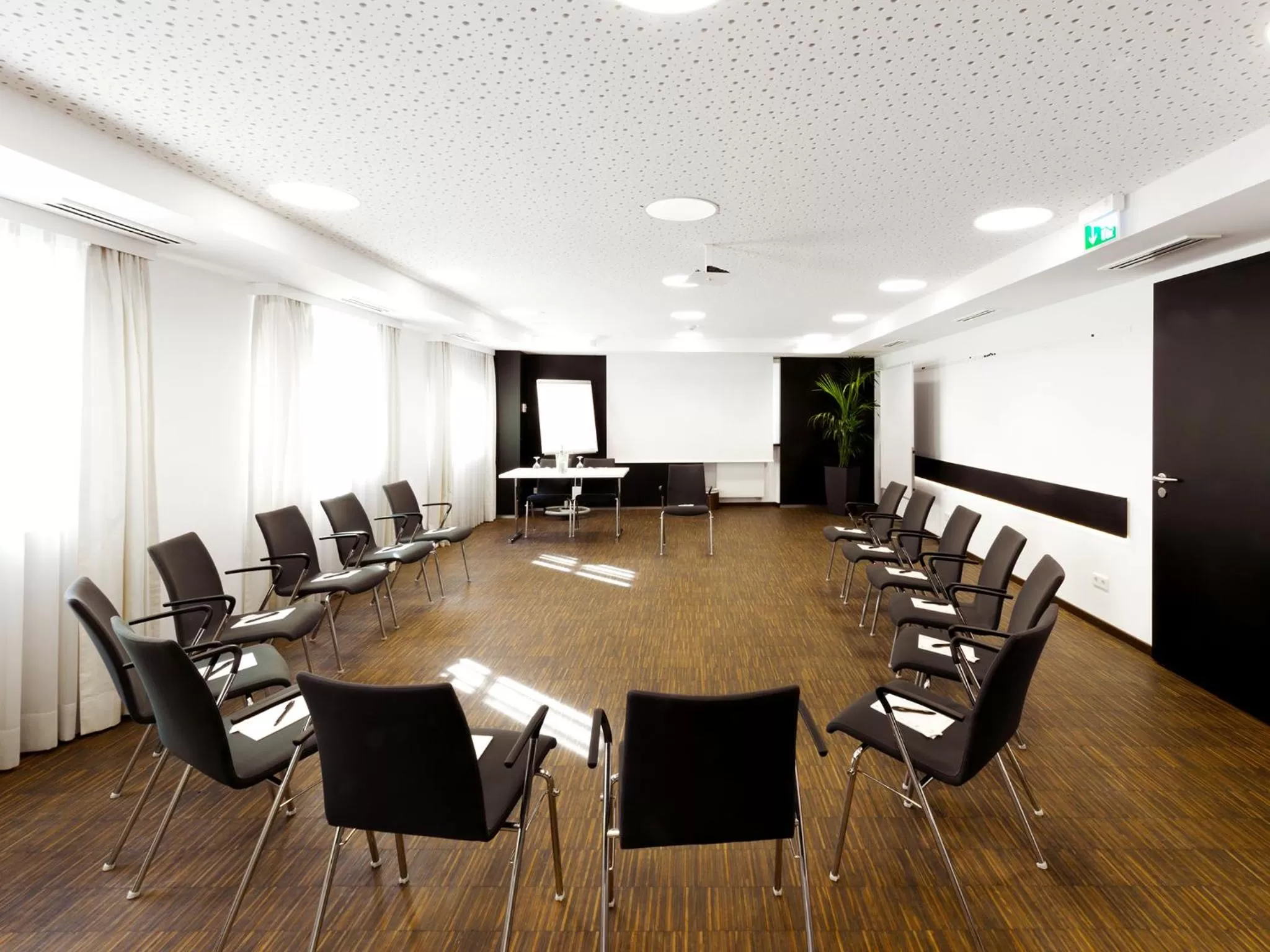 Meeting/conference room in DORMERO Hotel Kelheim