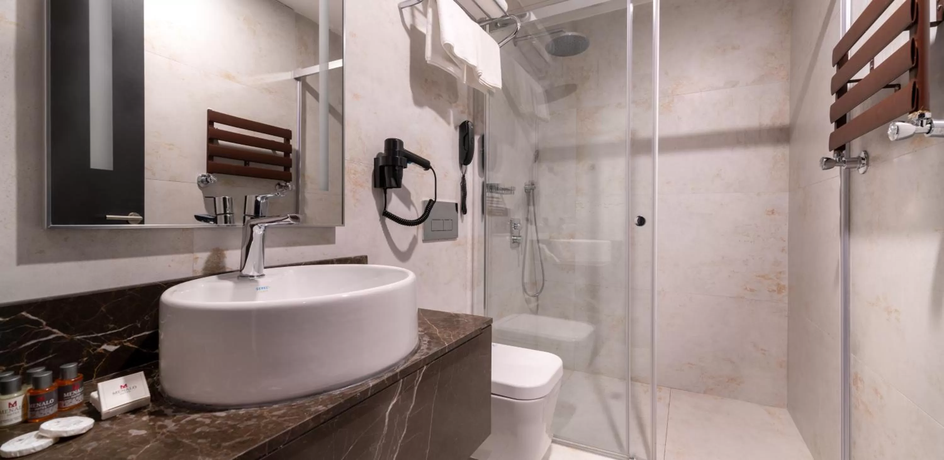 Toilet in MENALO HOTEL PREMIUM ISTANBUL AIRPORT