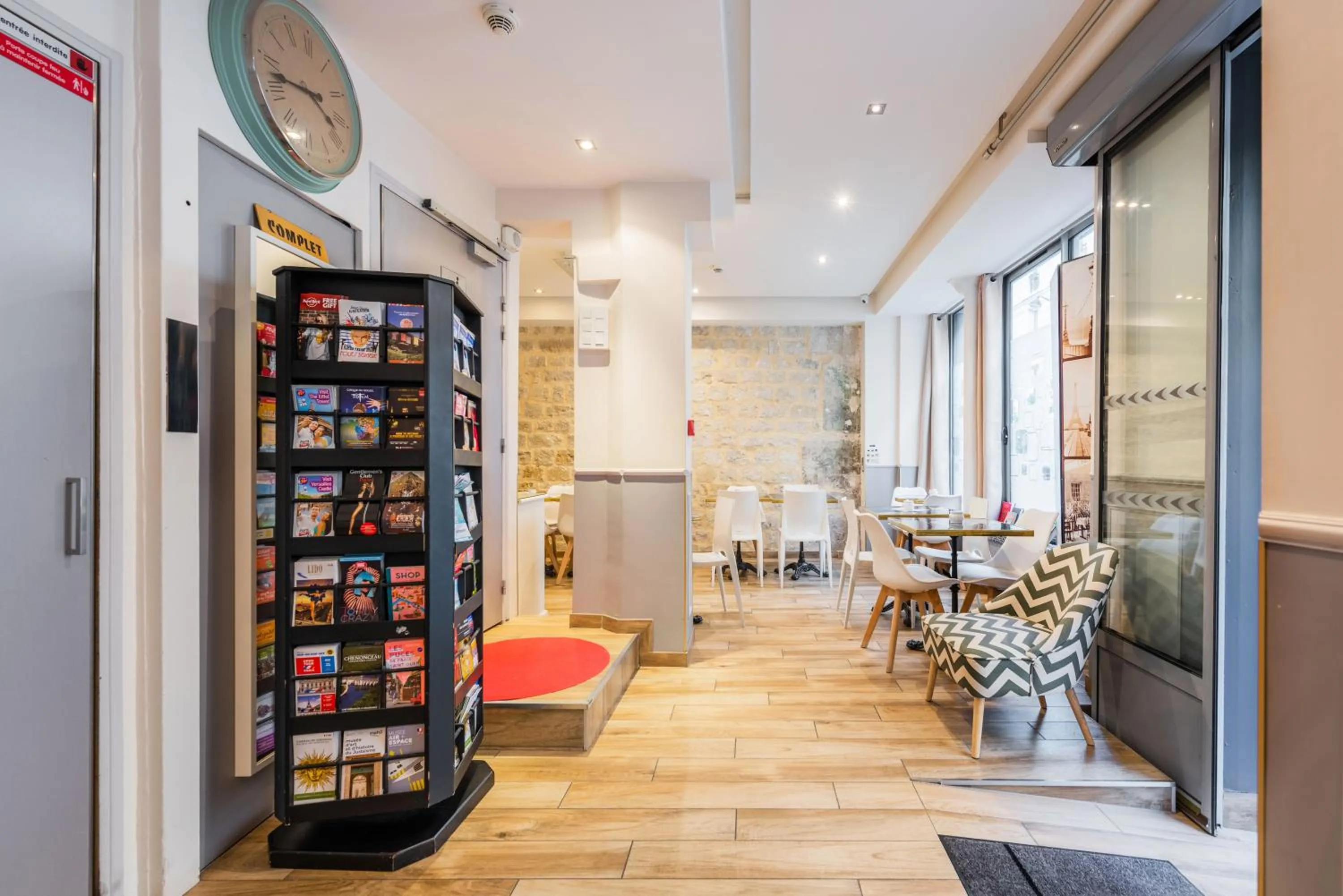 Seating area in District Republique