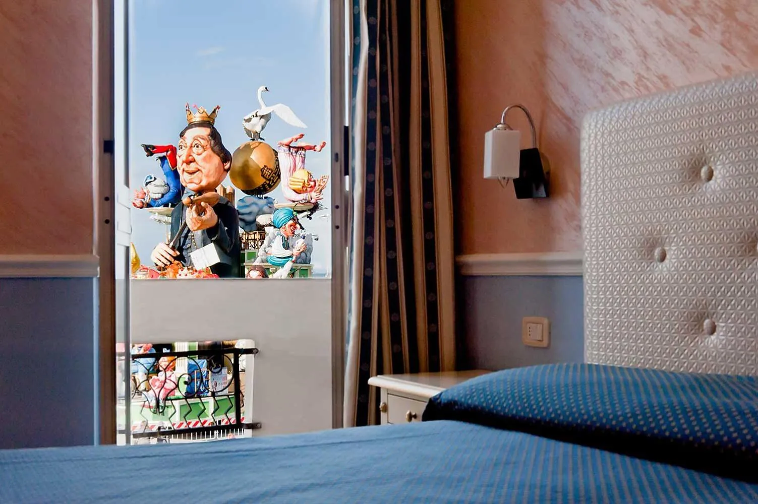 Bed in Nouvel Hotel Des Bains