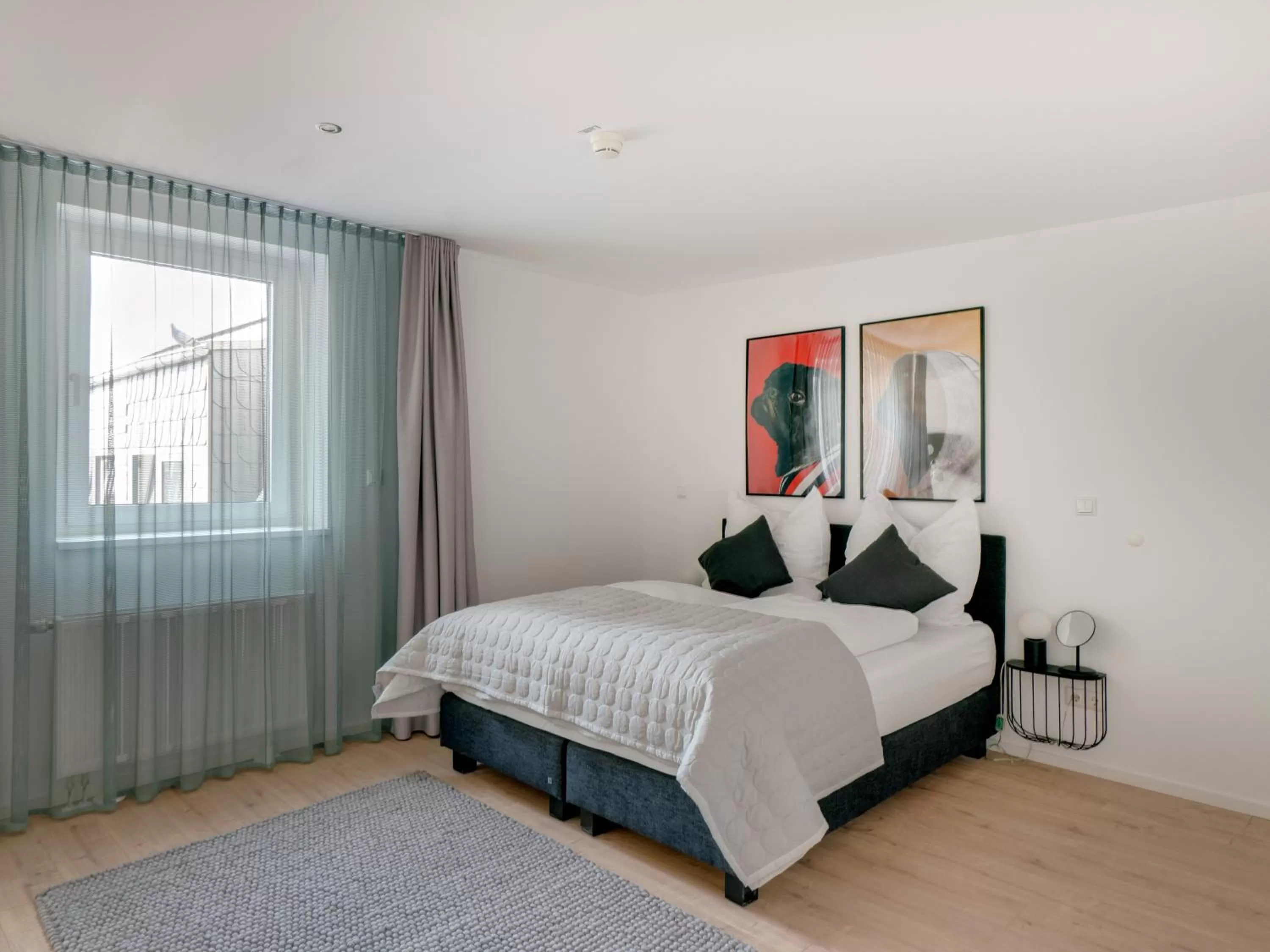 Bed in Limehome Darmstadt Wilhelminenstraße - Digital Access