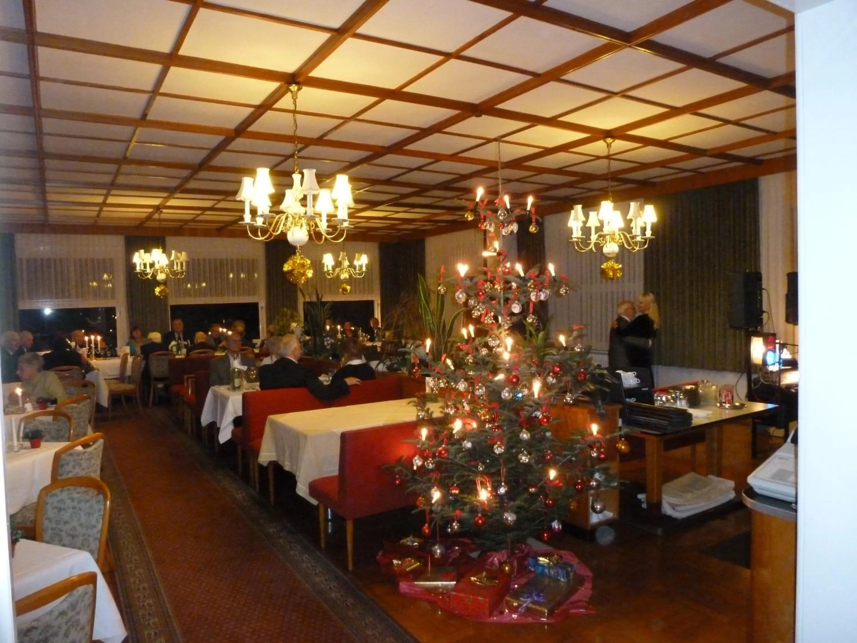 Restaurant/places to eat in Waldschlösschen