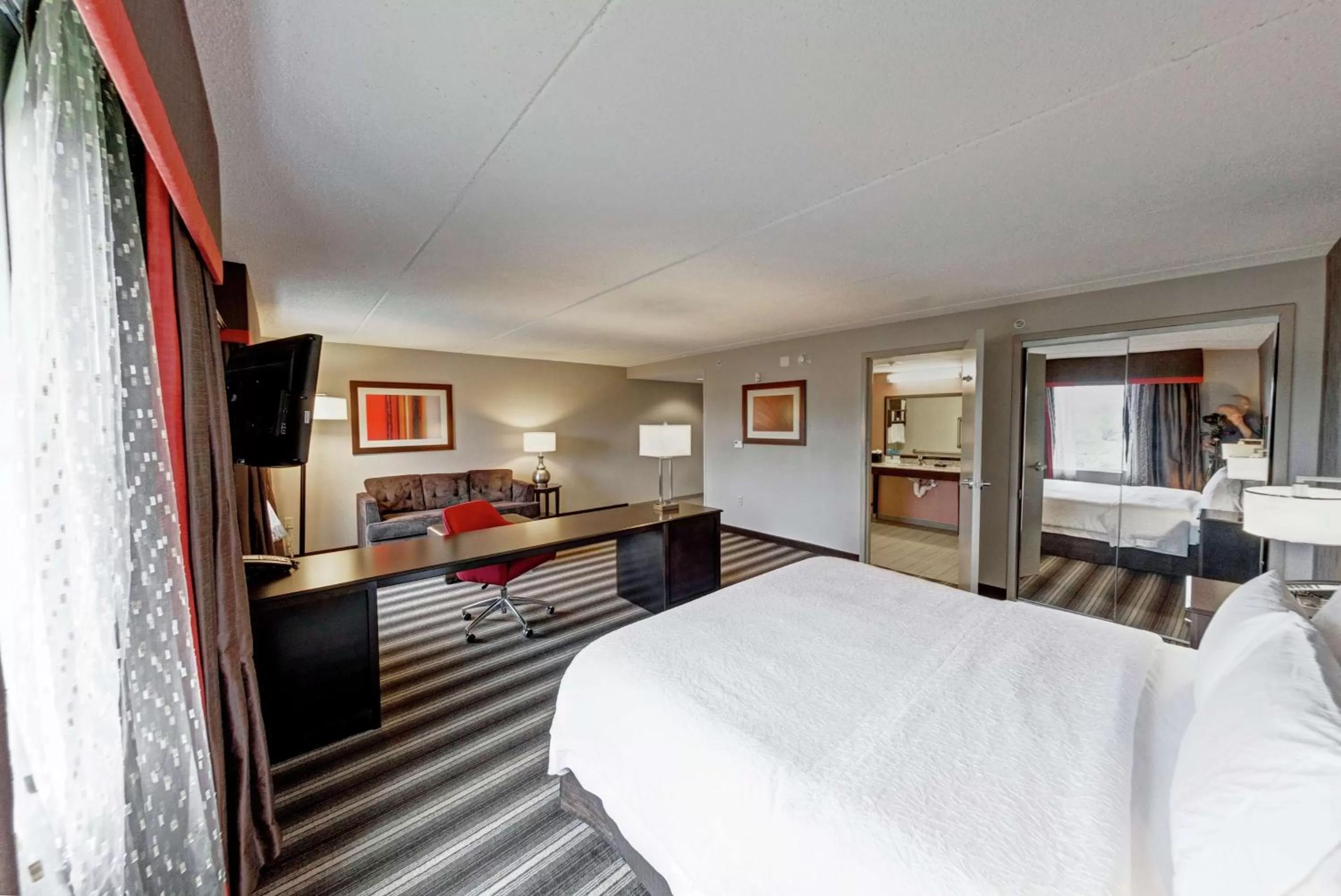 King Studio - Hearing Accessible with Tub - Non-Smoking in Hampton Inn Neptune