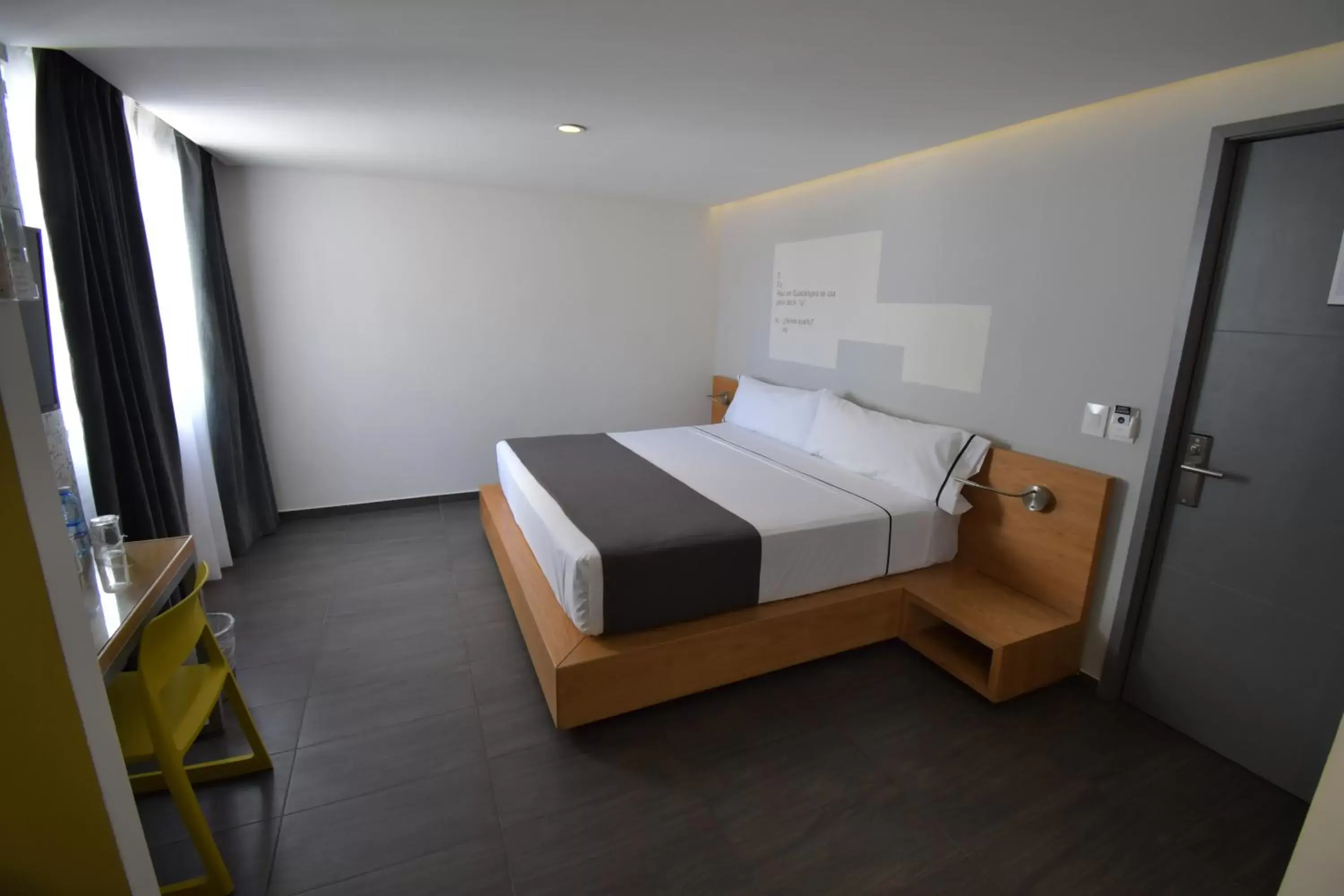 Superior King Room in Hotel Perla Central Superior King Room in Hotel Perla Central