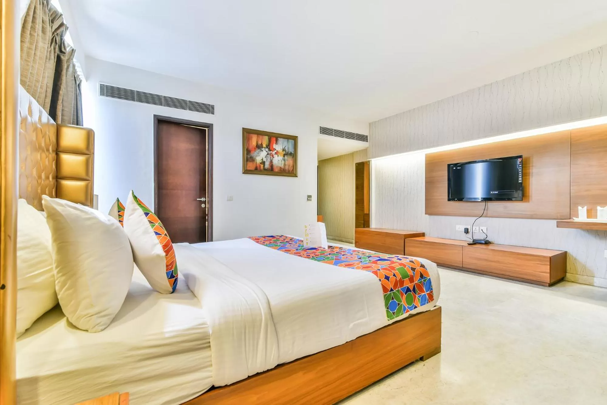 TV and multimedia in FabHotel Prime Sage