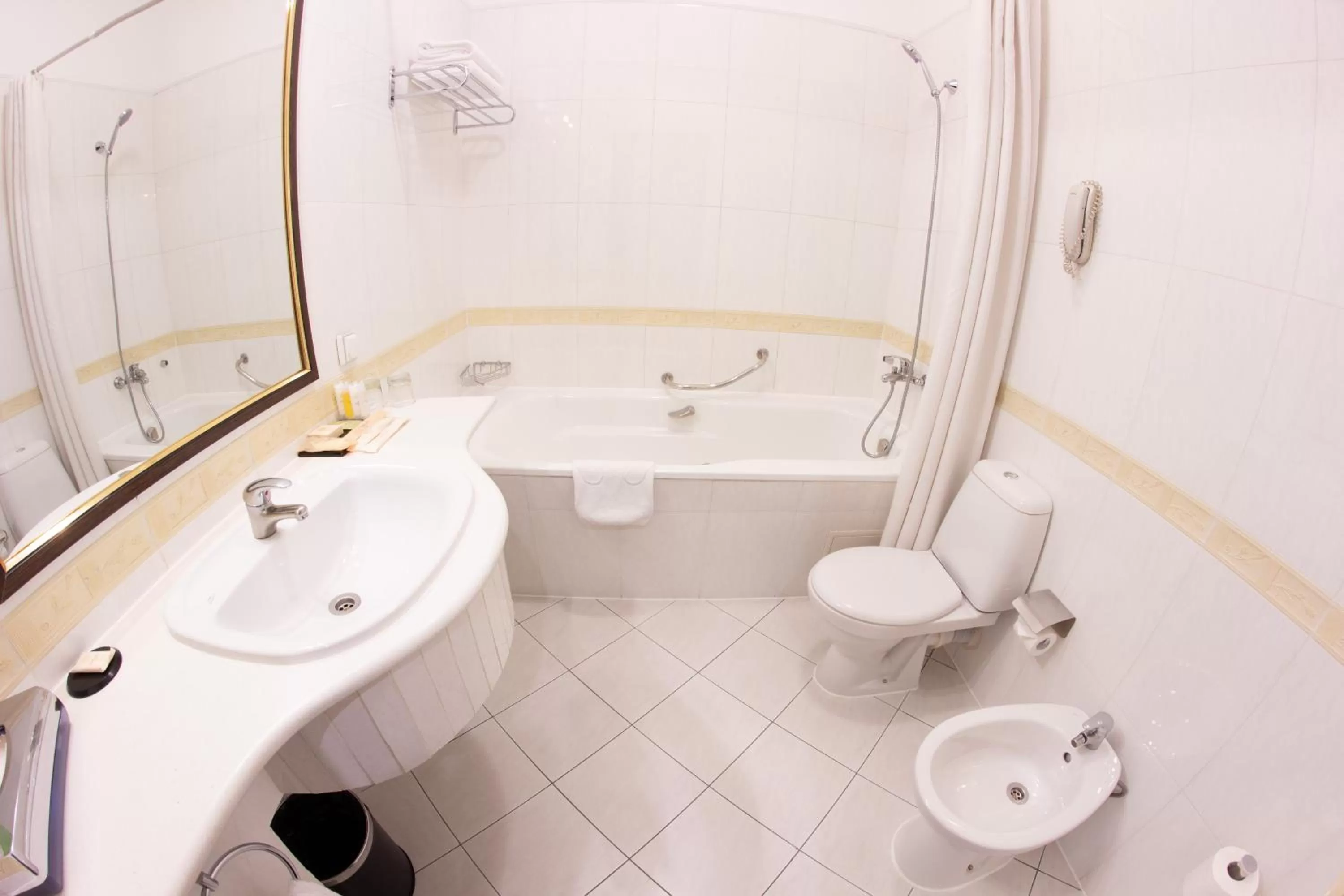 Grand Tien Shan Hotel