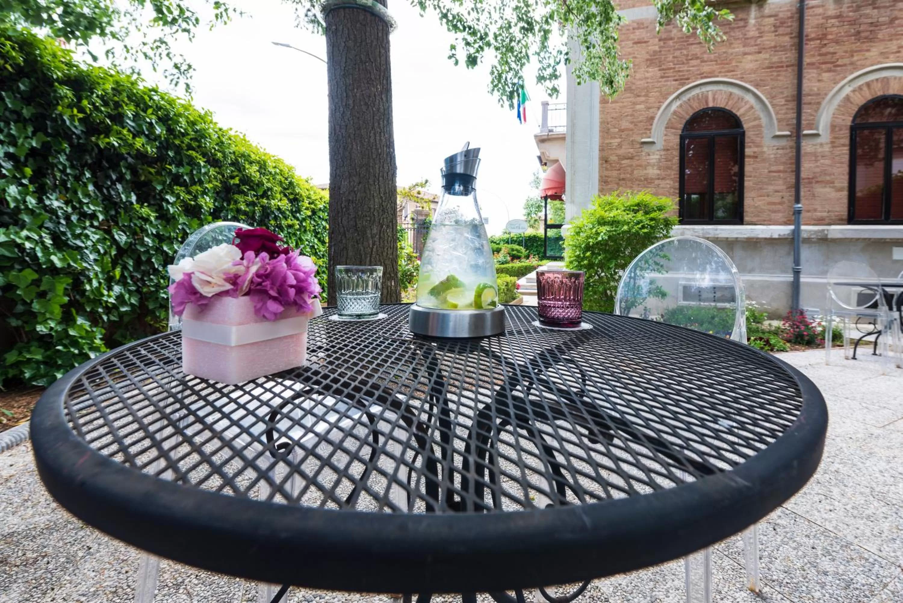 Garden view in Villa Elda Boutique Hotel