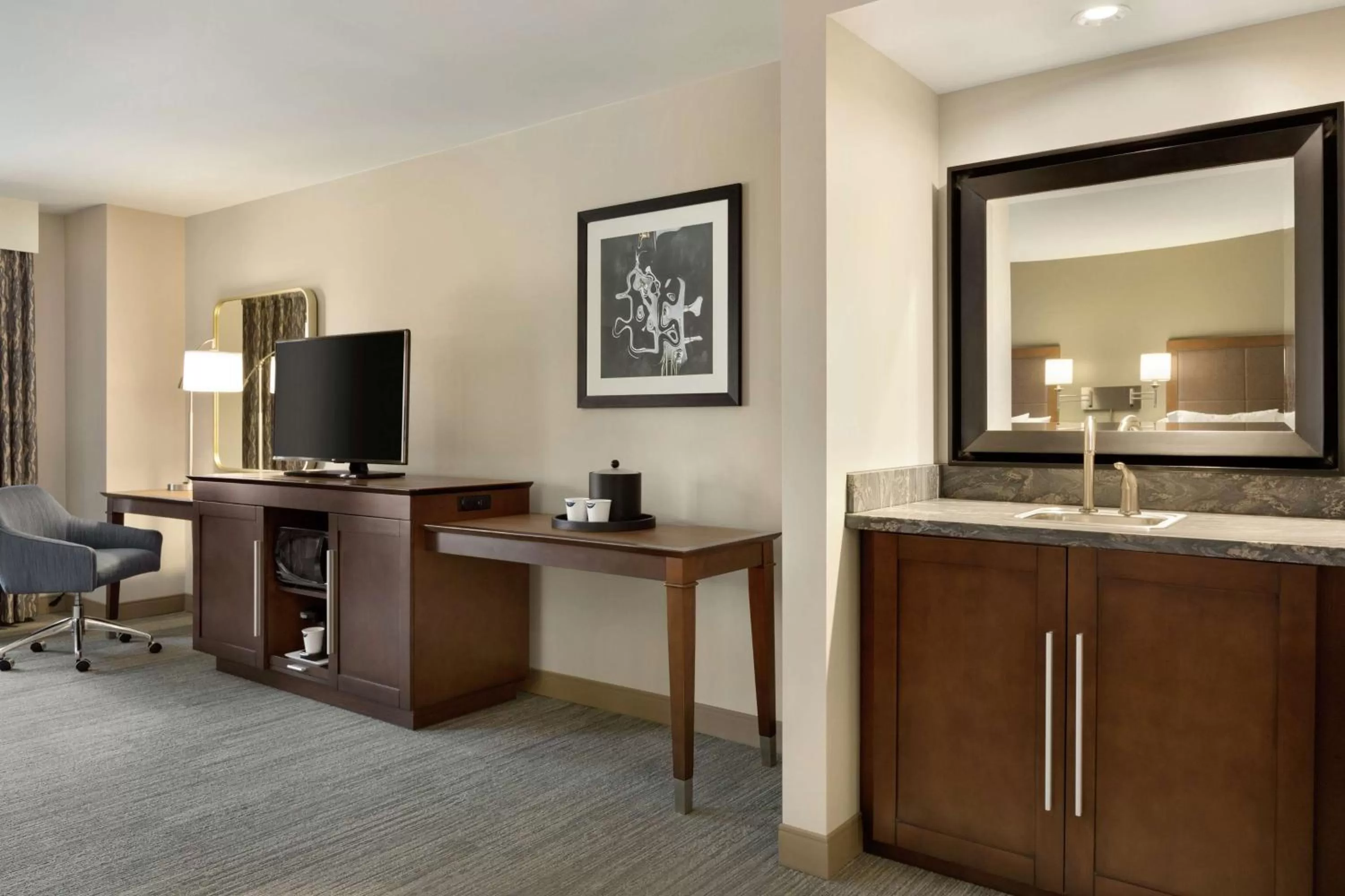 Living room in Hampton Inn & Suites Nashville-Downtown