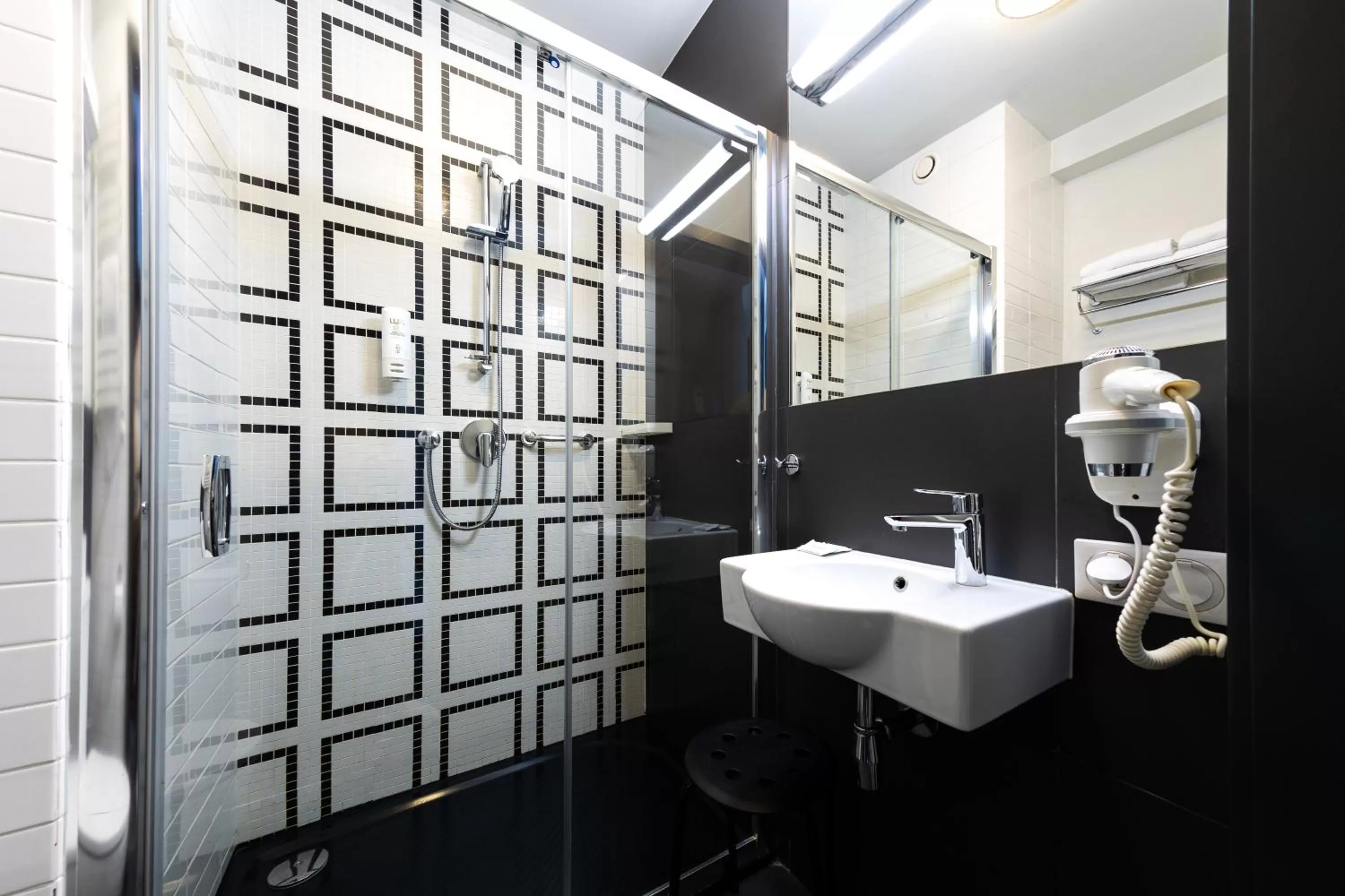 Bathroom in So Stay Bed & Breakfast