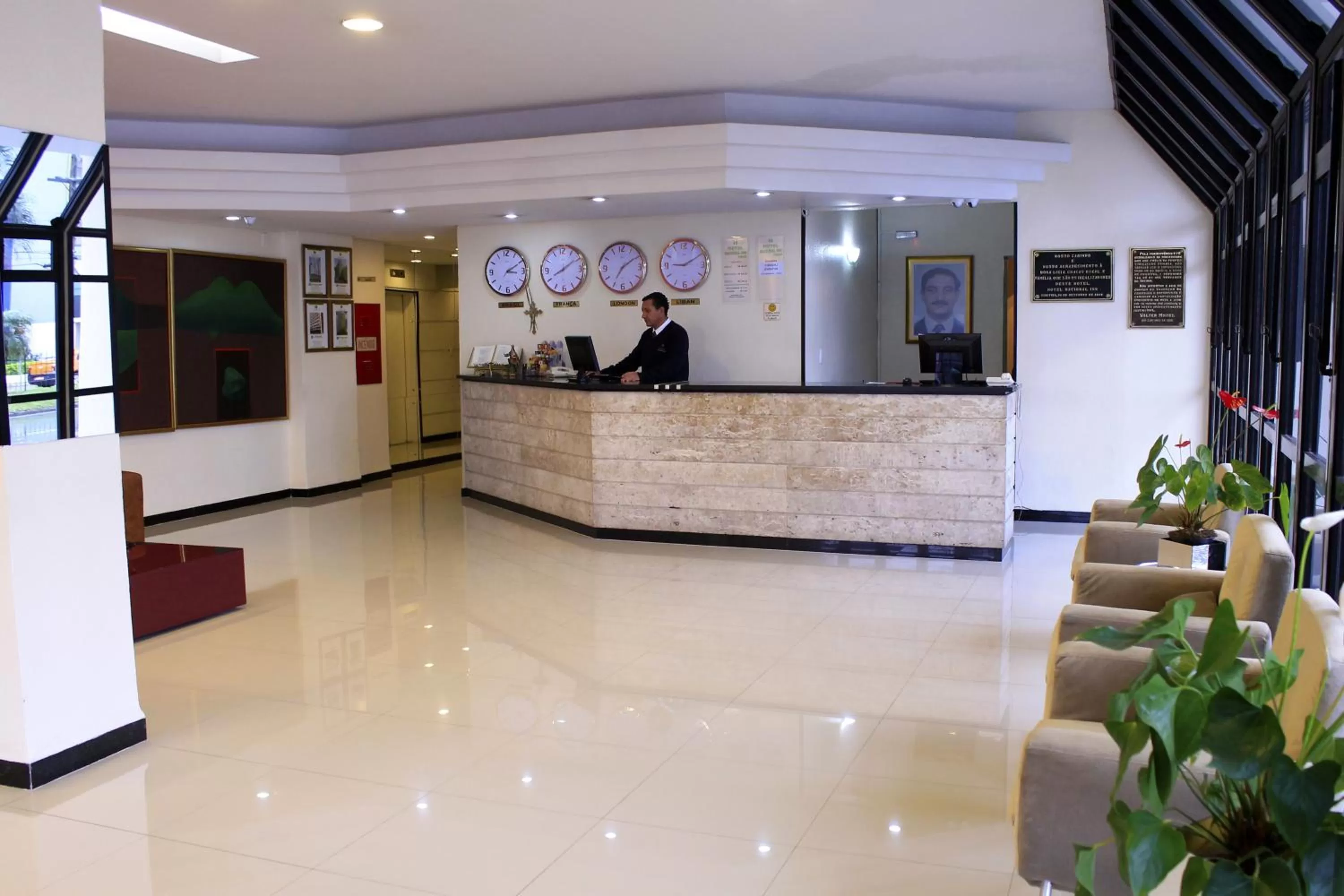Lobby or reception in Hotel Nacional Inn Curitiba Torres