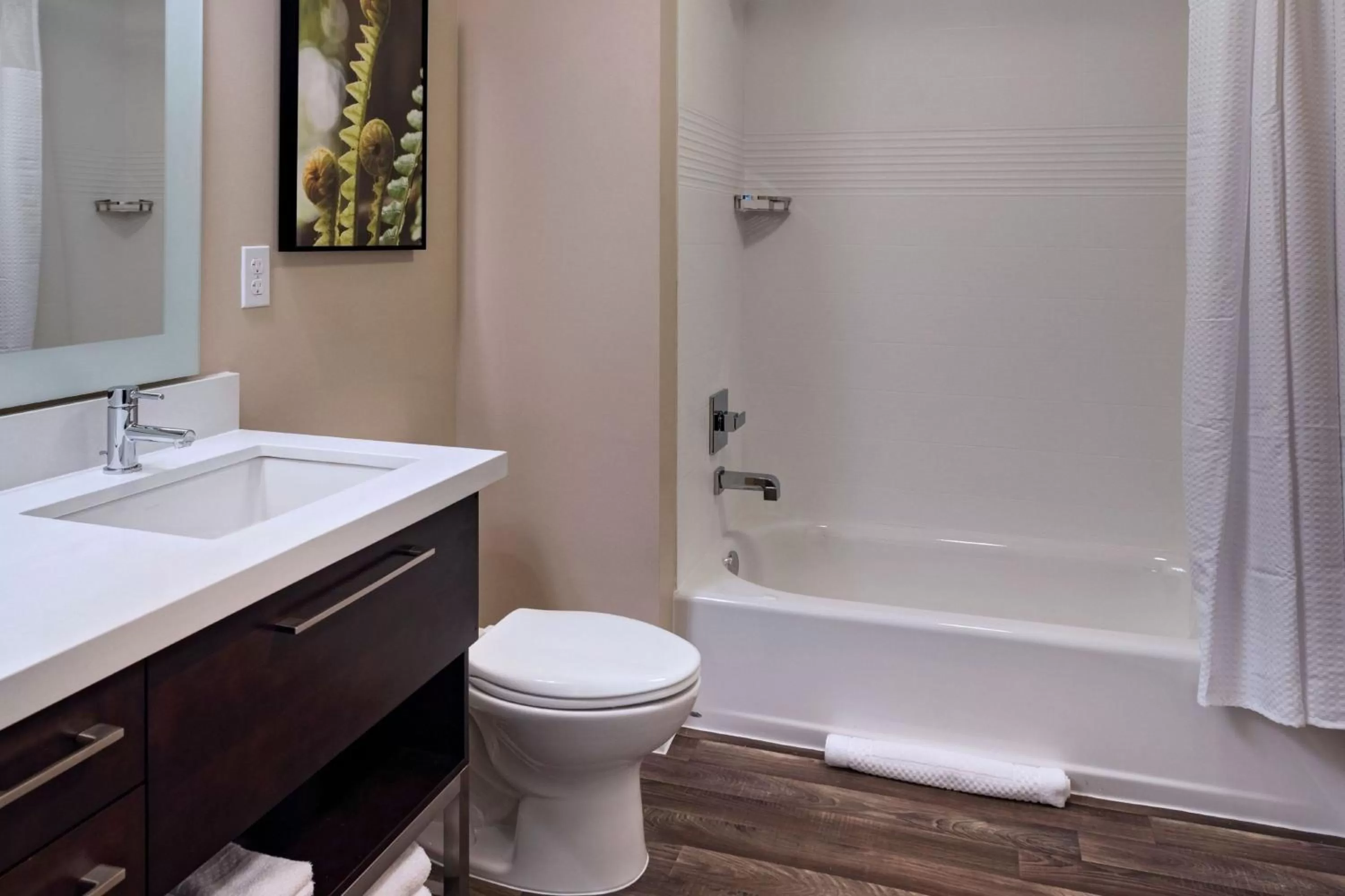 Bathroom in TownePlace Suites by Marriott Tacoma Lakewood