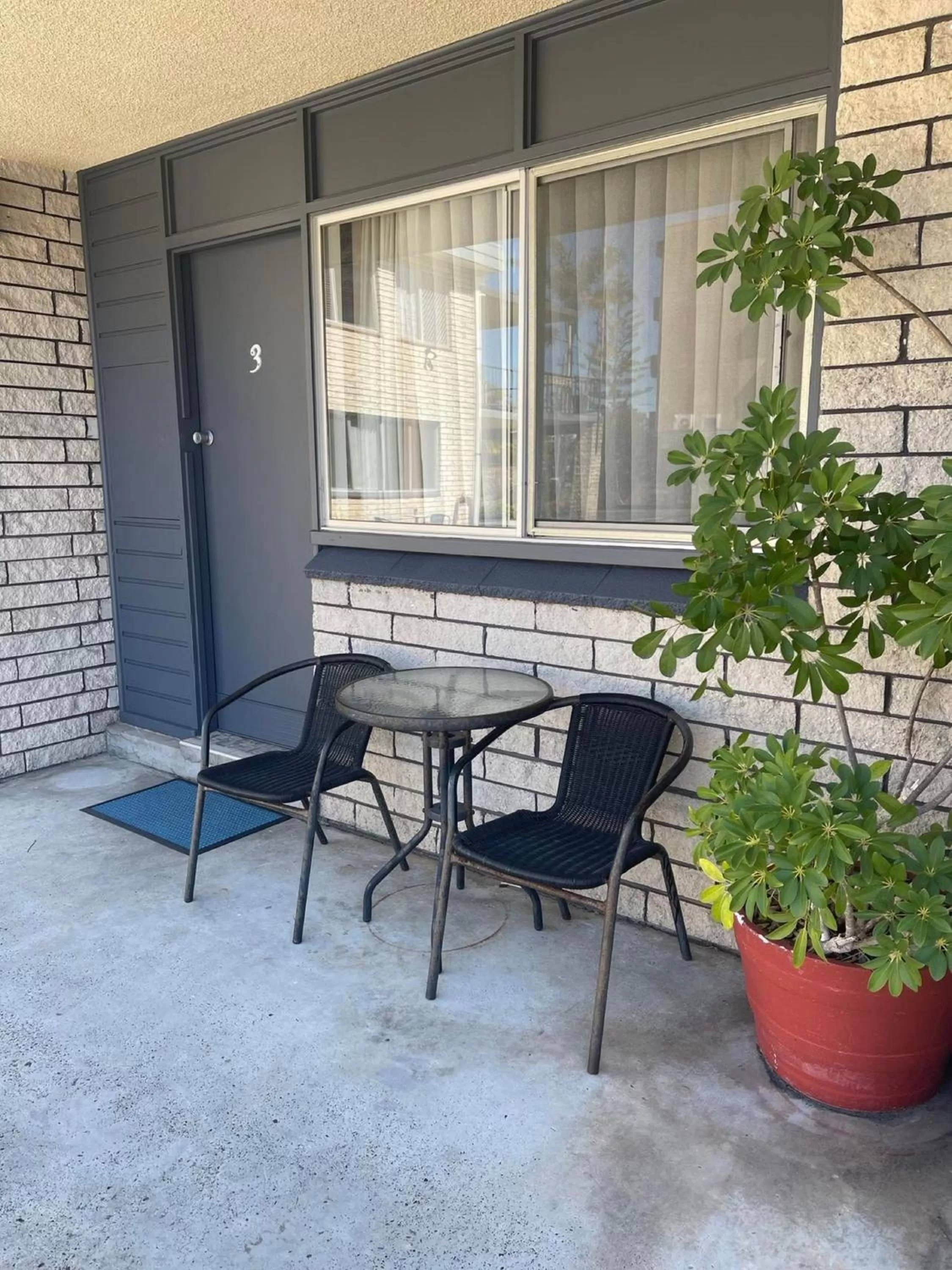 Patio in Forster Motor Inn