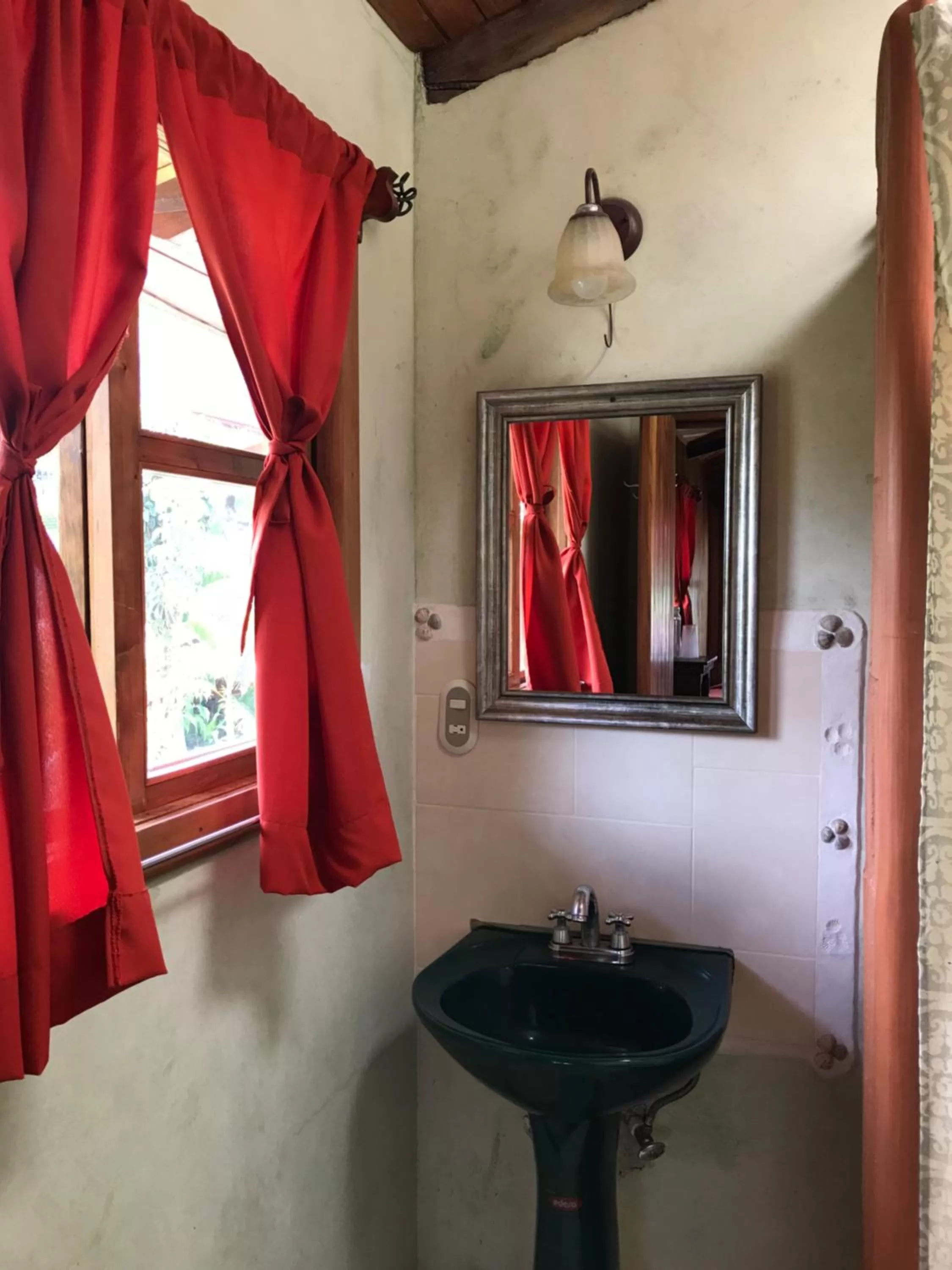 Bathroom in Hotel Utz Jay