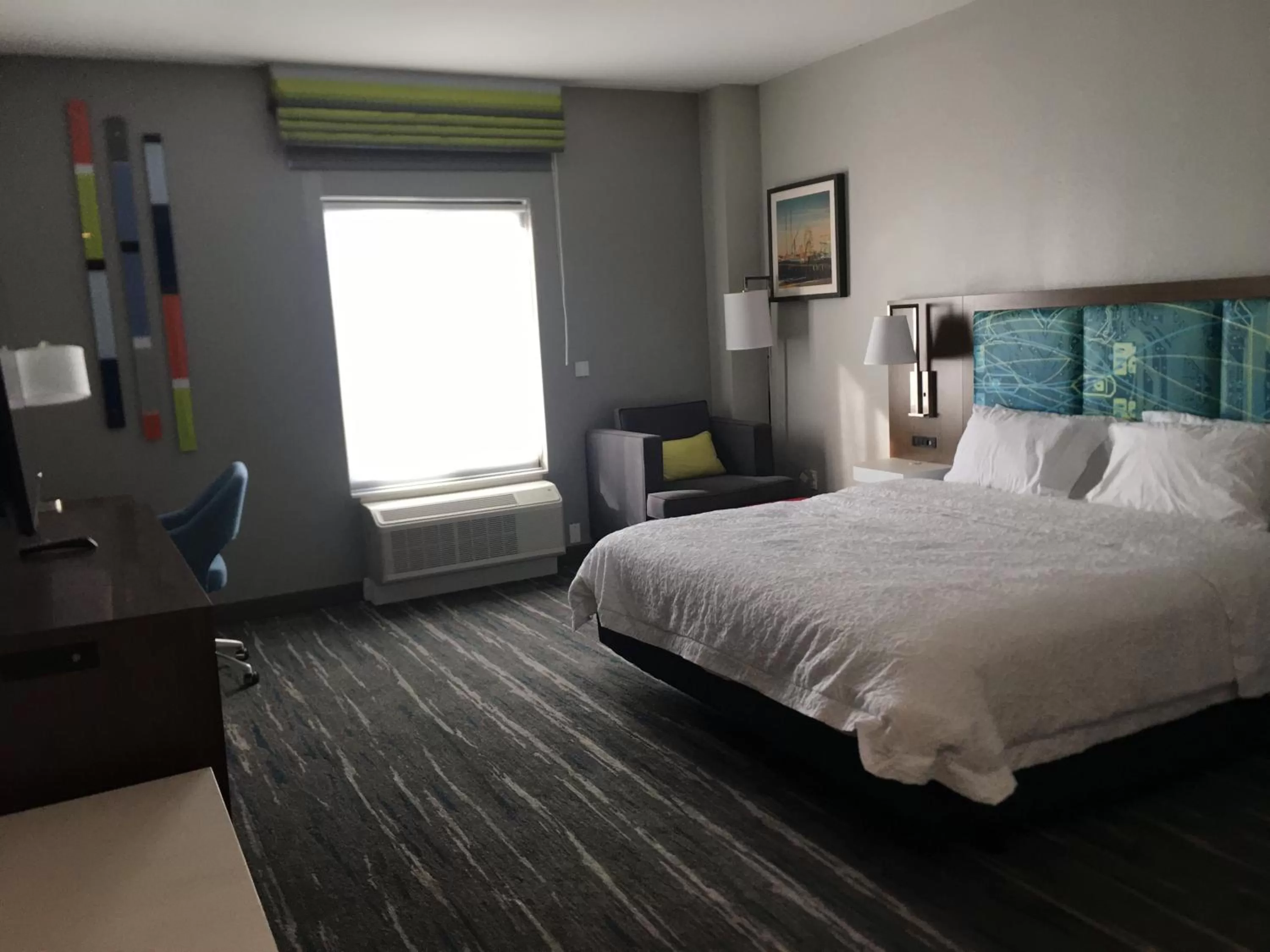 King Room with ADA Shower - Mobility/Hearing Accessible in Hampton Inn Old Bridge NJ