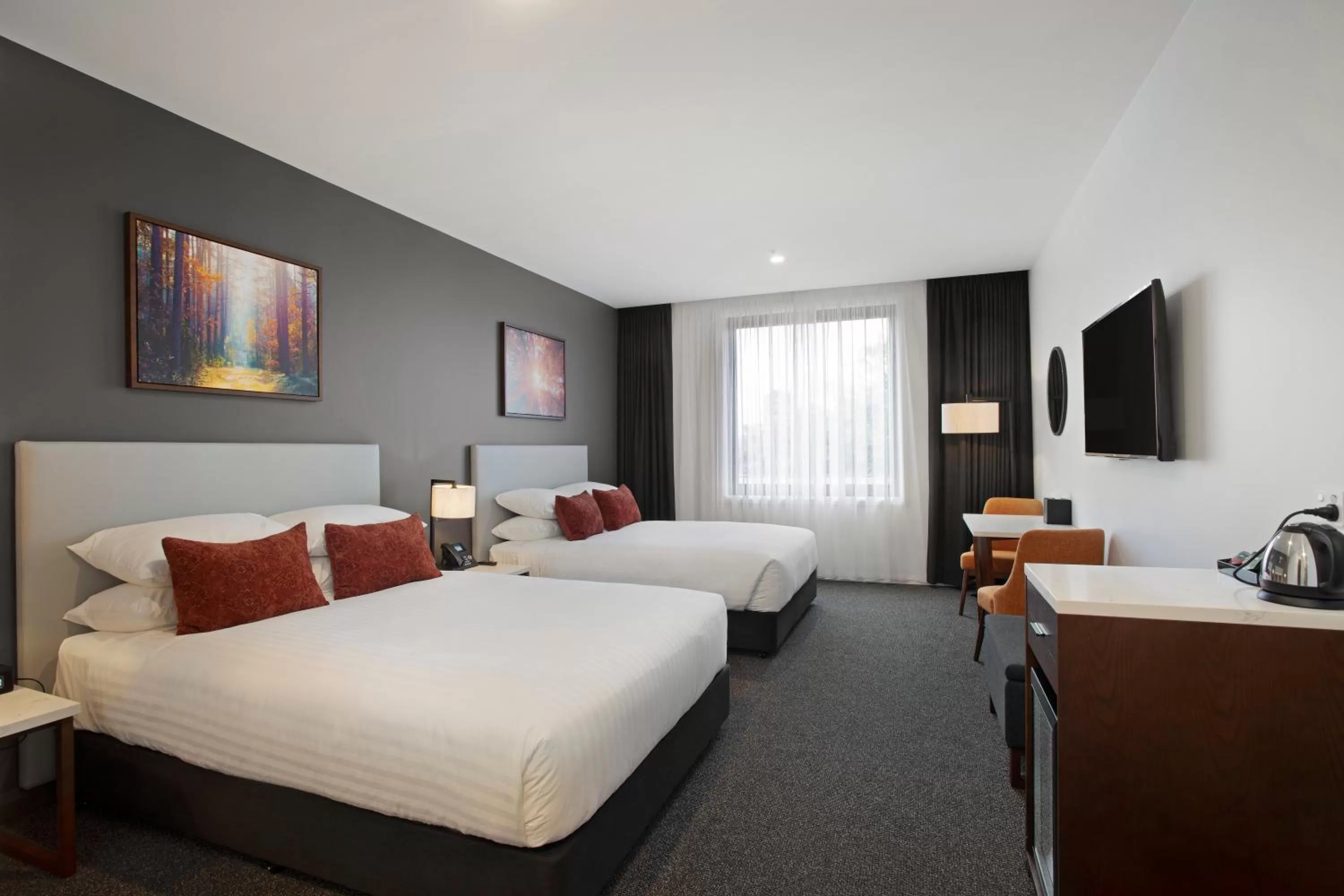 Photo of the whole room, Bed in Mantra Traralgon