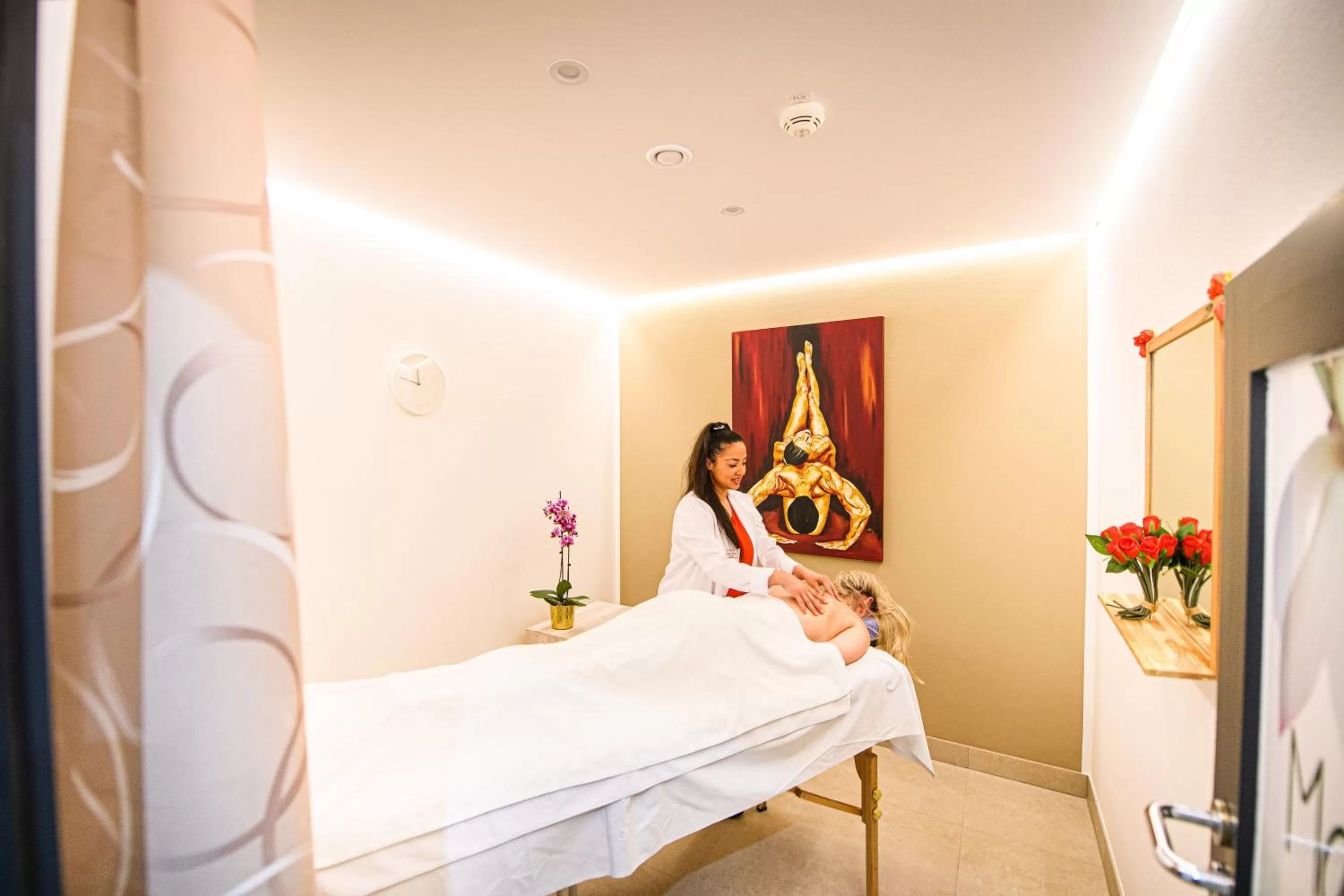 Spa and wellness centre/facilities in Holiday Inn Lübeck by IHG