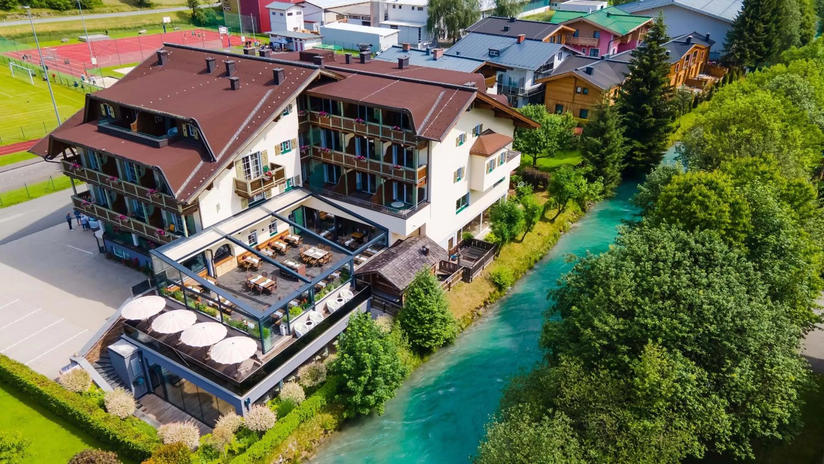 Property building in Hotel Kaprunerhof