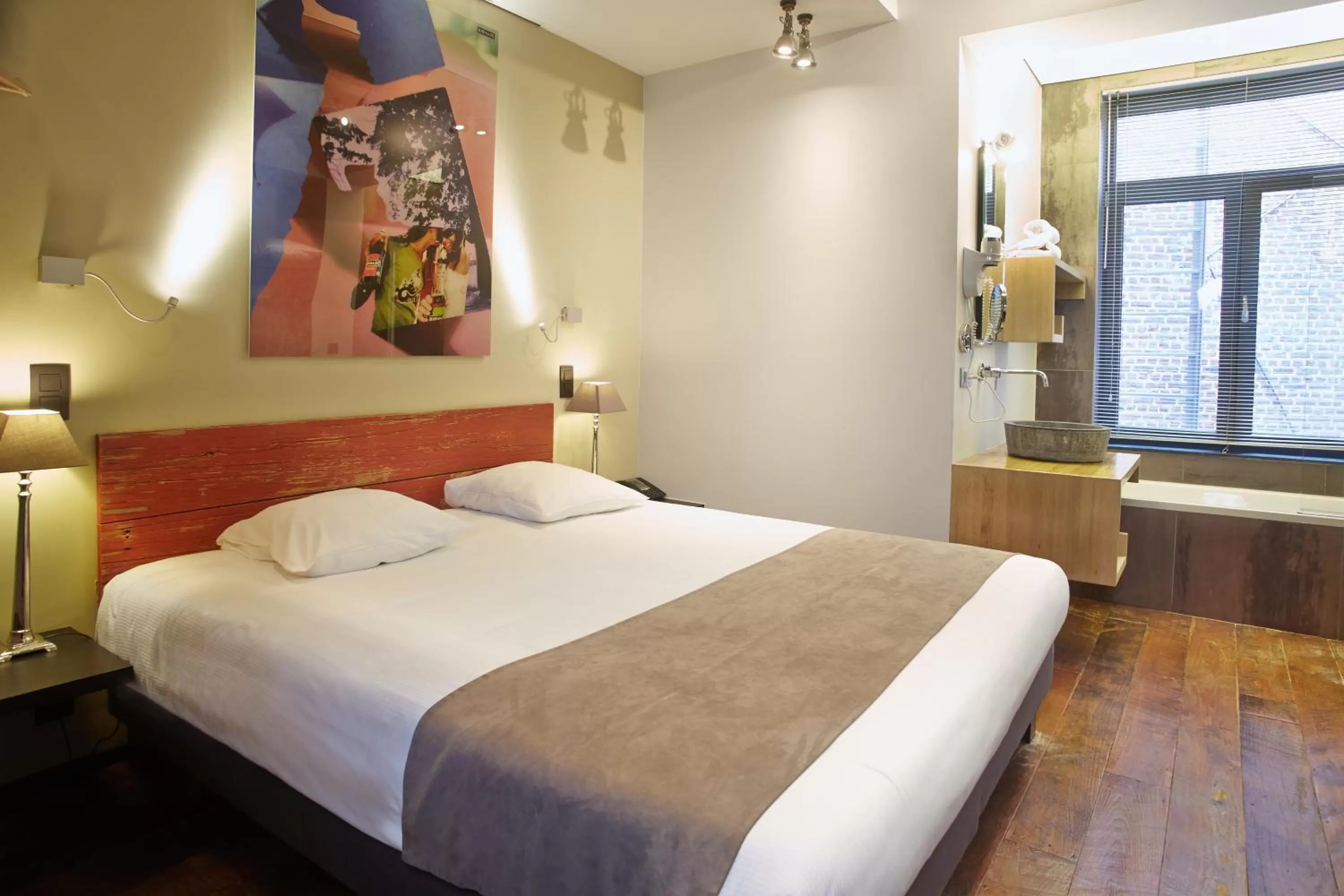 Property building, Bed in Boutique Hotel Saint-Géry