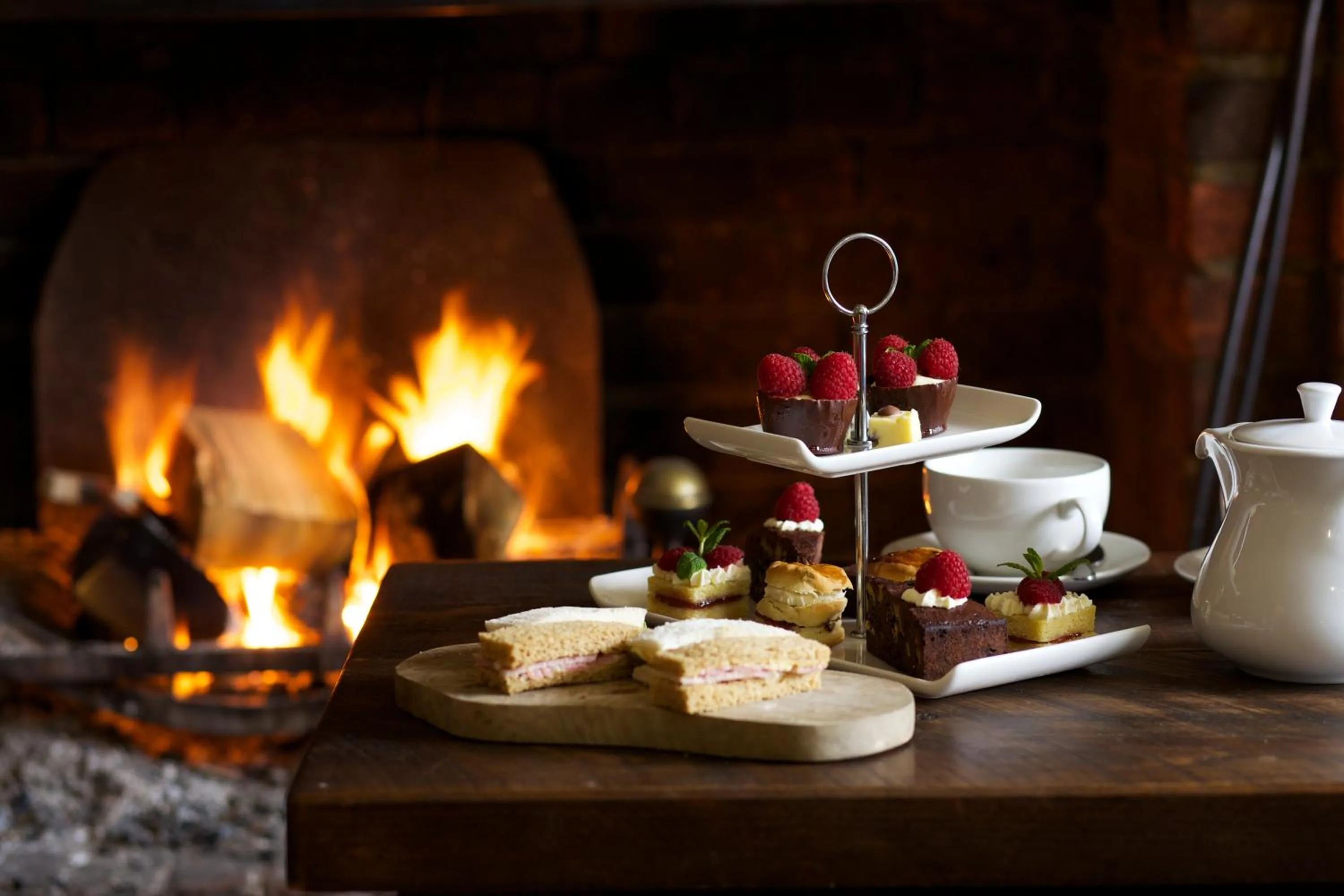 Lounge or bar in The Royal Oak, Yattendon