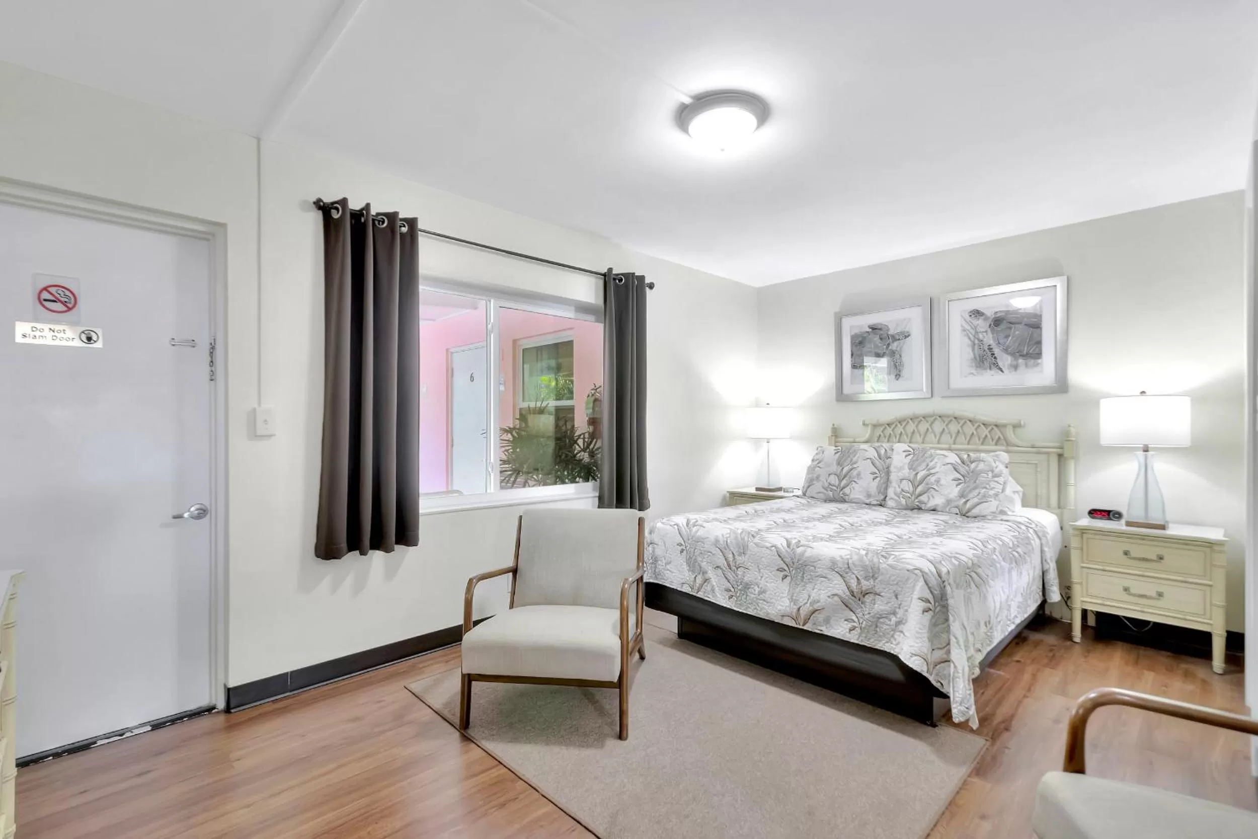 Bedroom, Bed in Seahorse Guesthouse