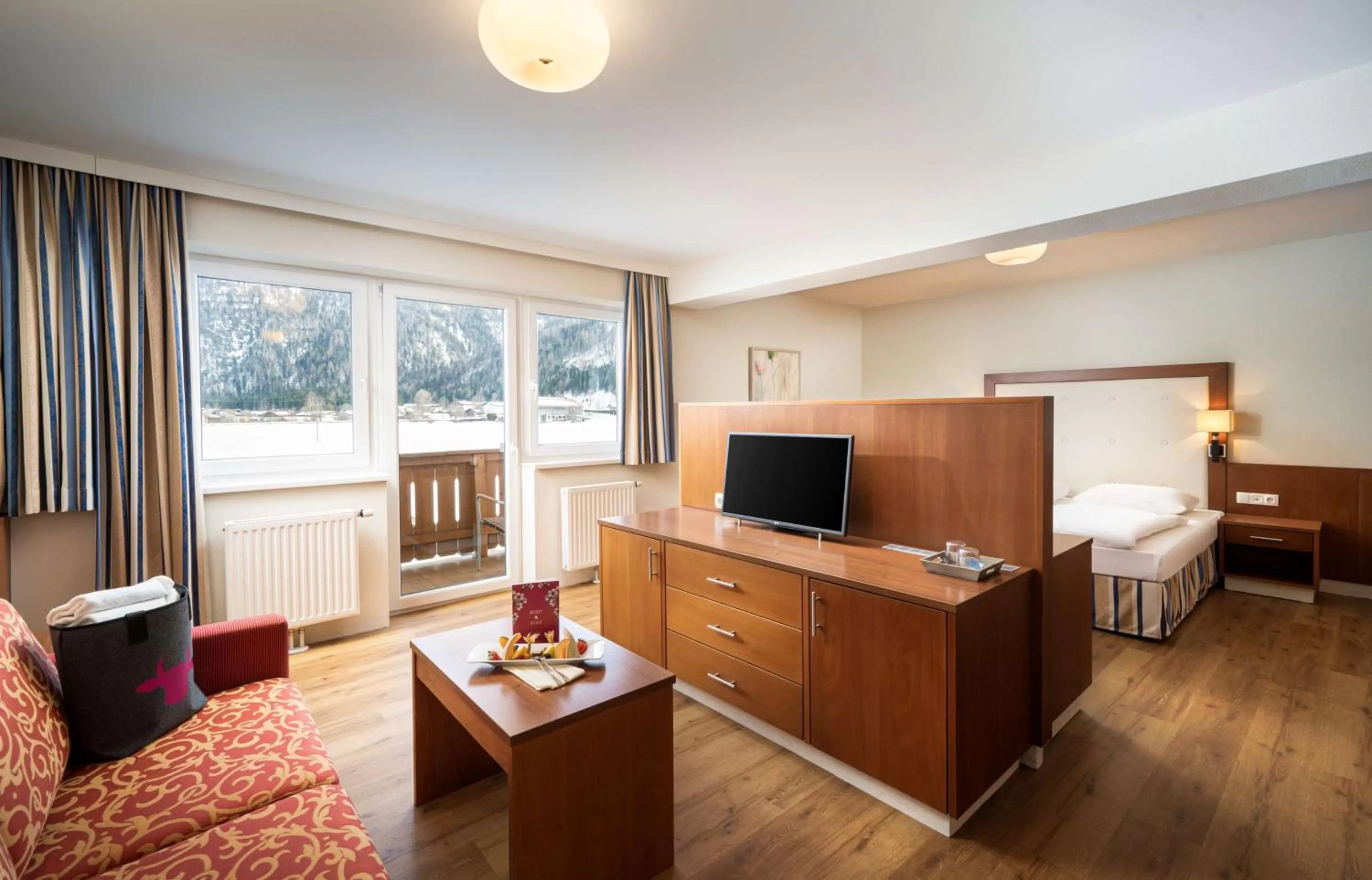 Bedroom, Bed in KUHOTEL by Rilano