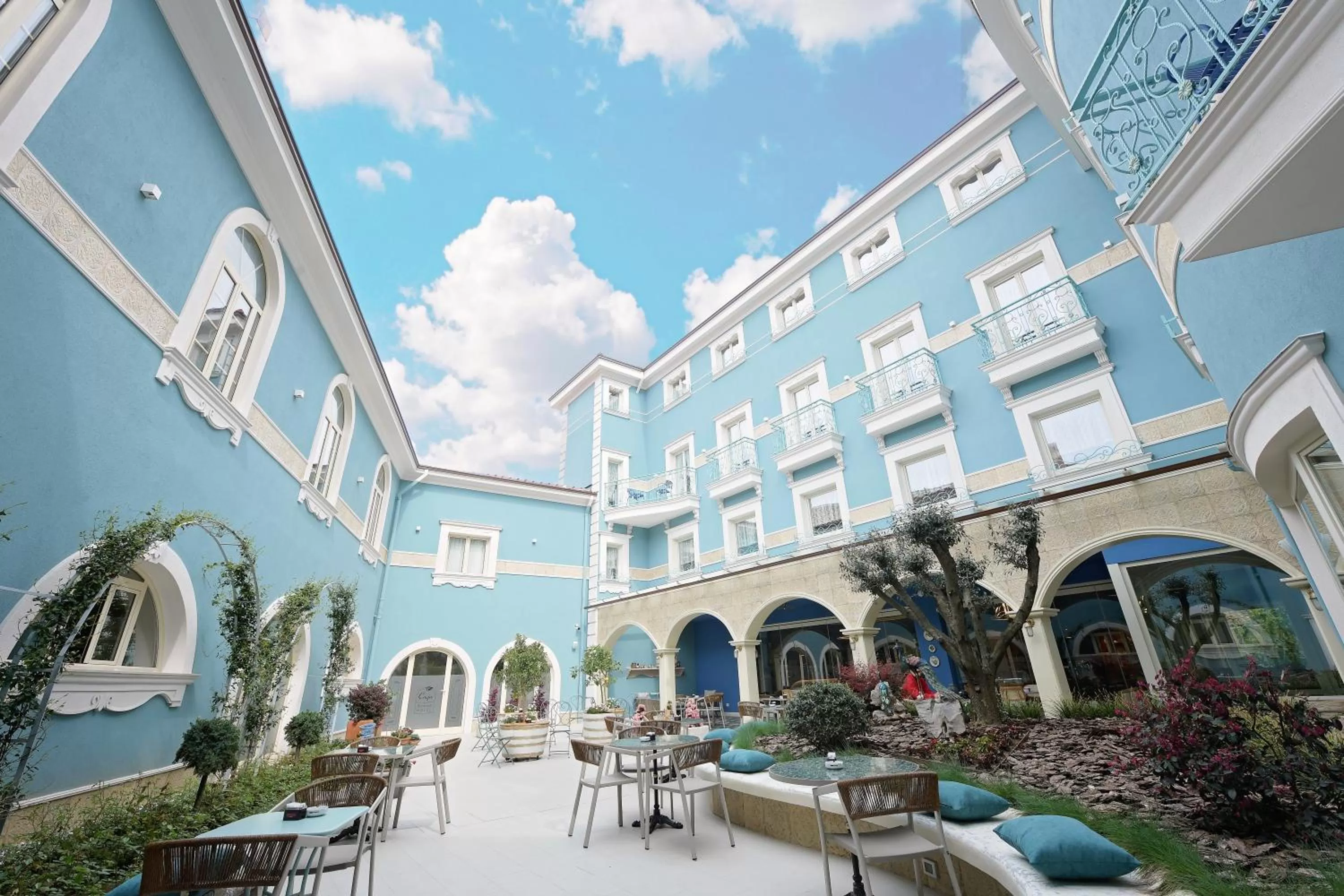Inner courtyard view in Çoçja Boutique Hotel