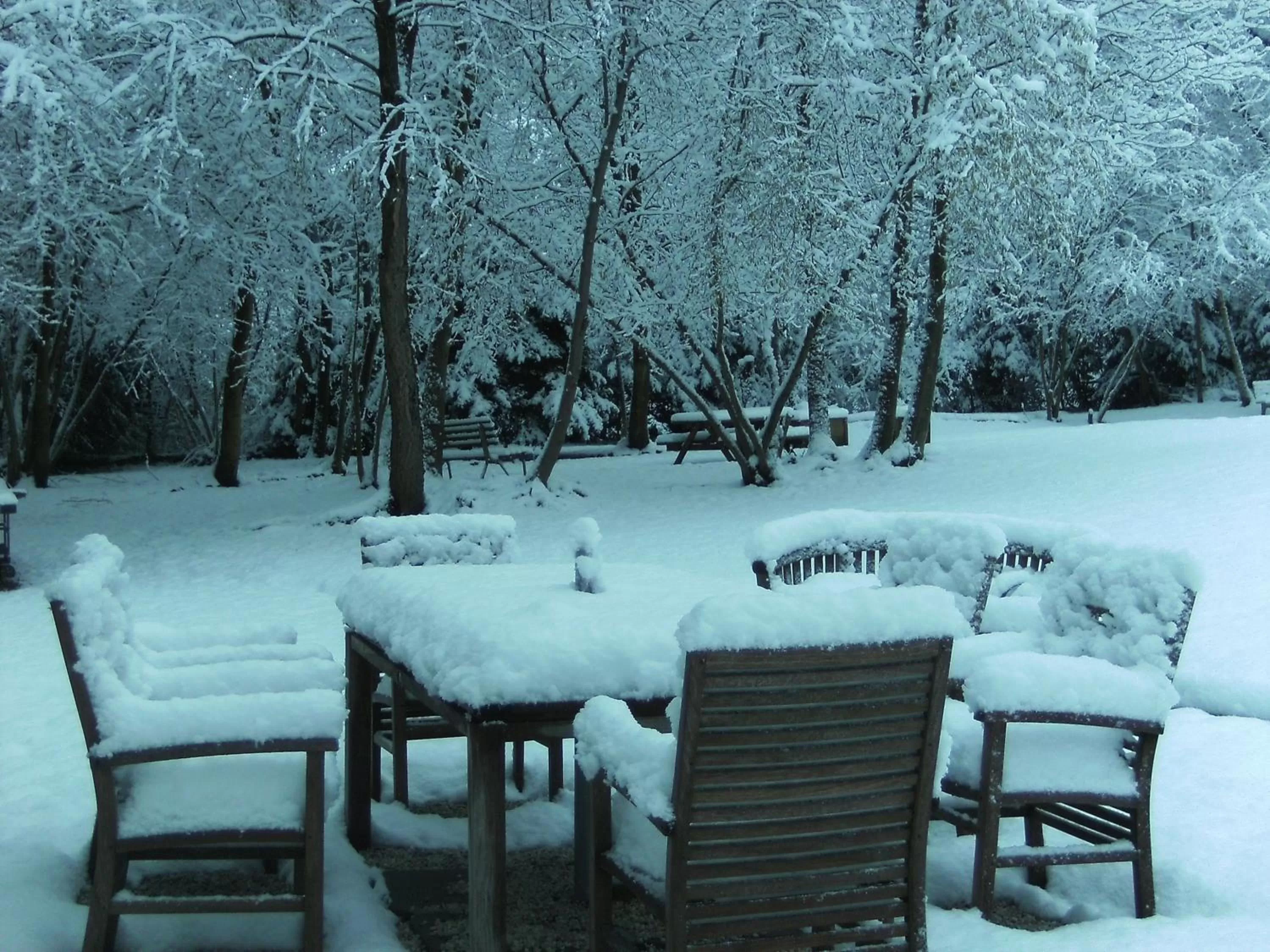 Garden view, Winter in L'Étape Fagnarde - Bed, Breakfast & Sauna