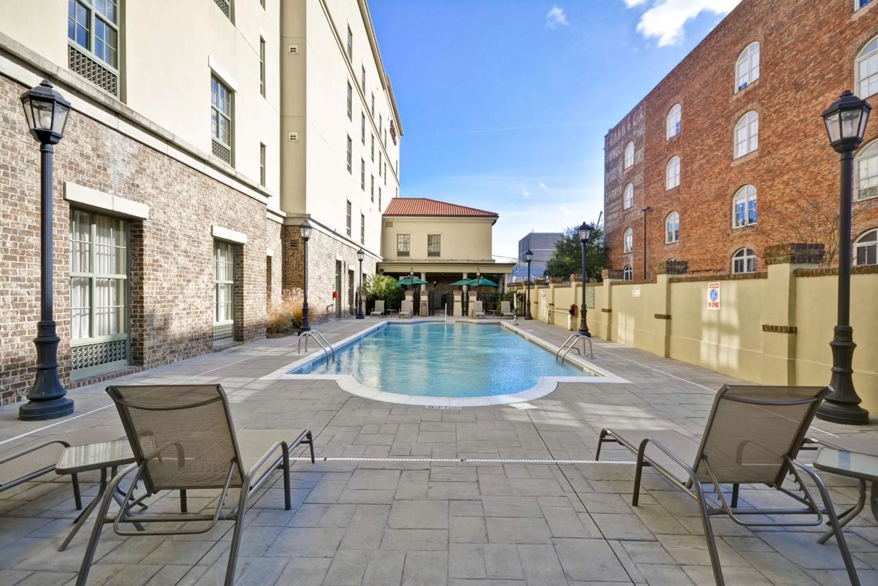 Pool view in Hampton Inn & Suites Savannah Historic District