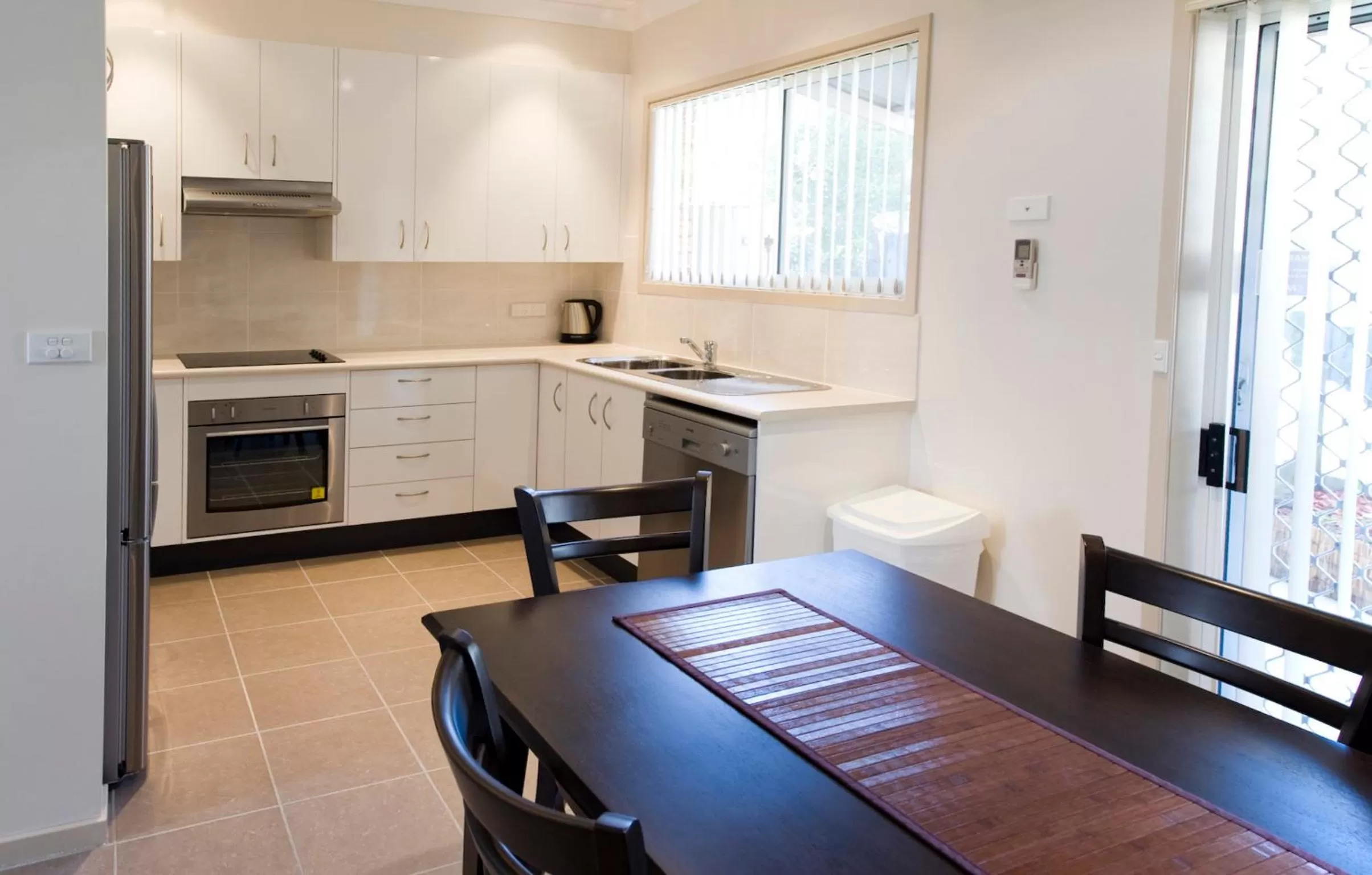 Kitchen or kitchenette in Dolphin Shores
