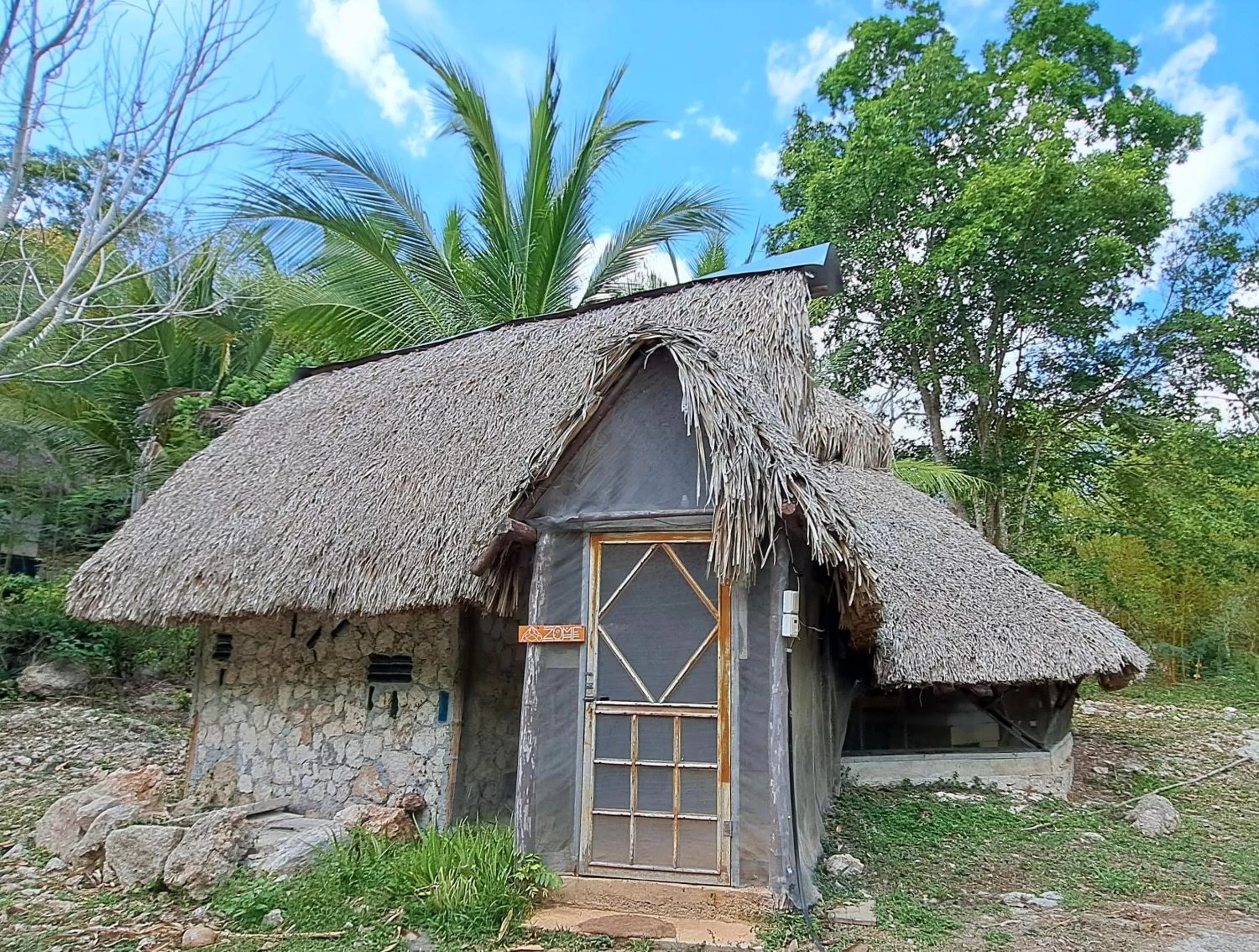 Property building in Cayuco Maya