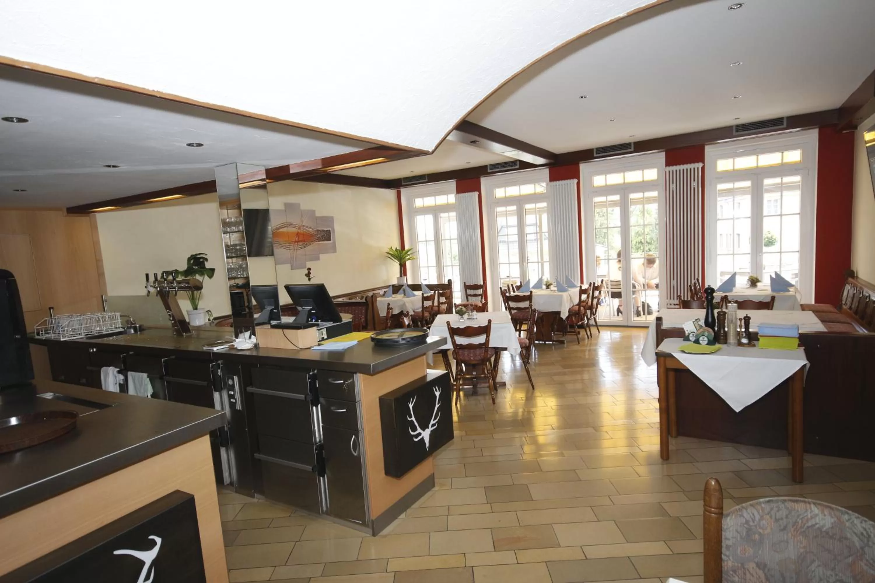 Restaurant/places to eat in Hotel Restaurant Zum Jägerheim