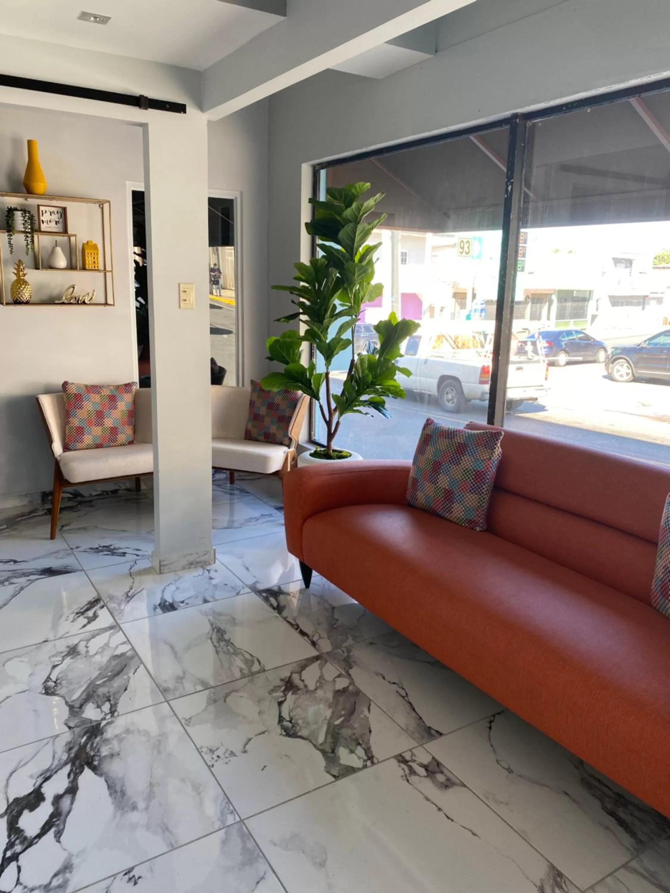 Living room, Seating Area in Itza-Bella Suites