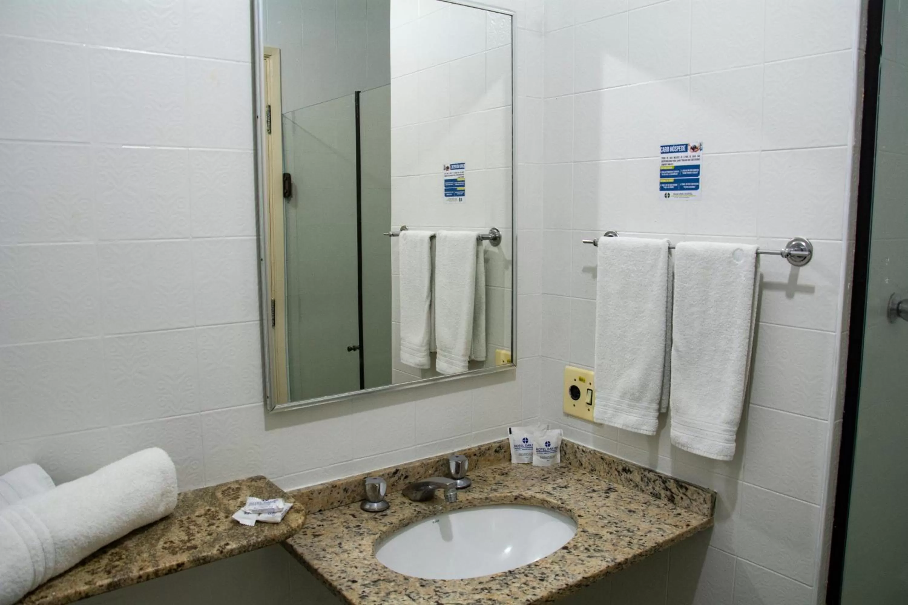 Bathroom in Hotel Dan Inn São José dos Campos
