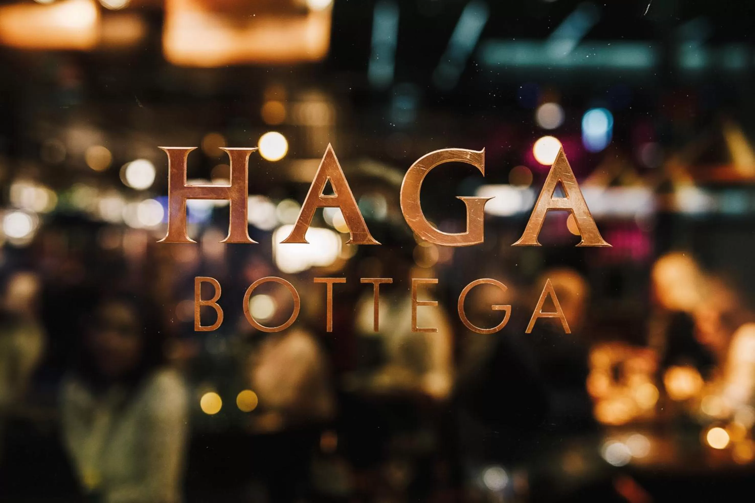 Restaurant/places to eat in Elite Hotel Carolina Tower